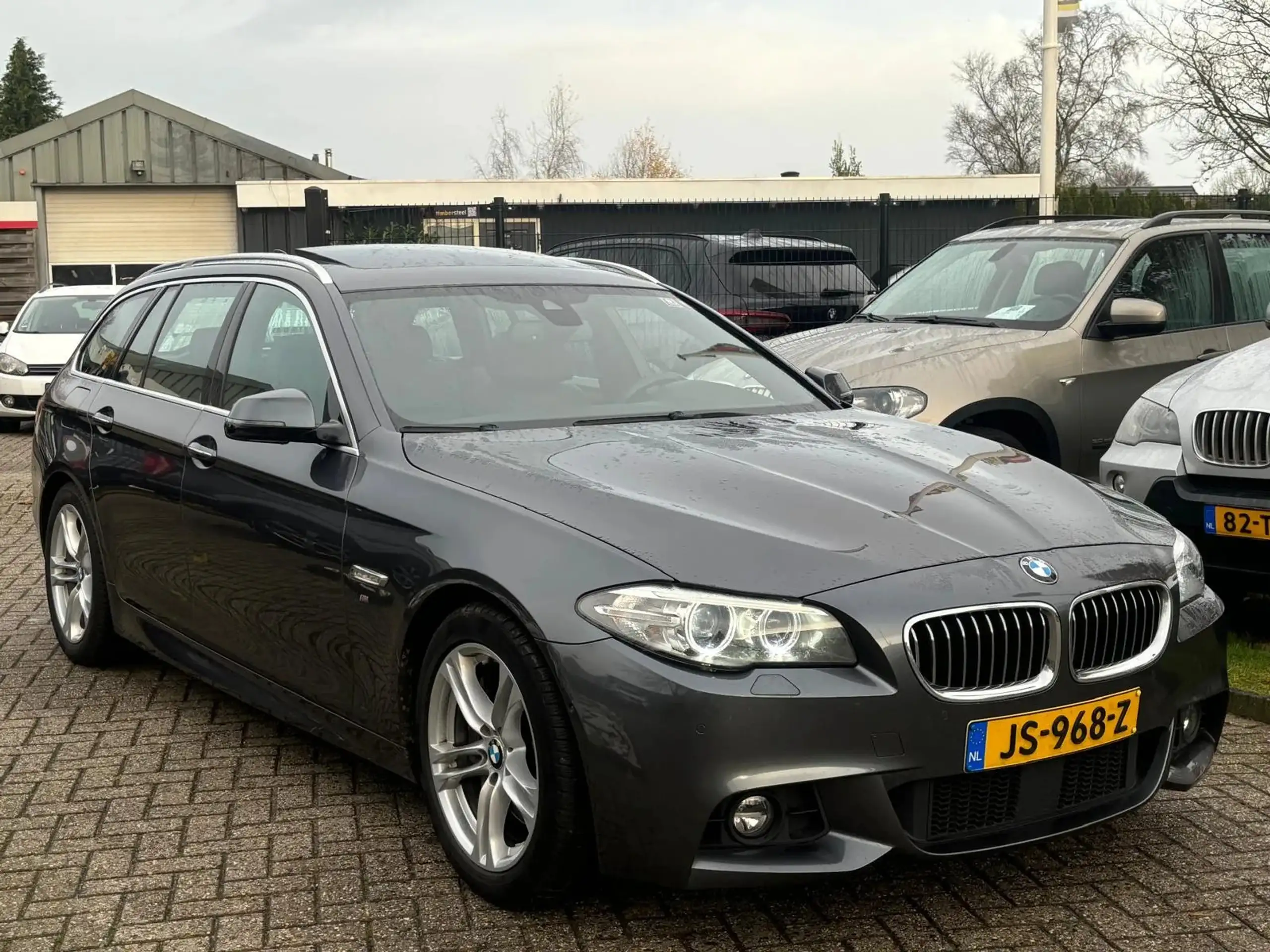 BMW - 528