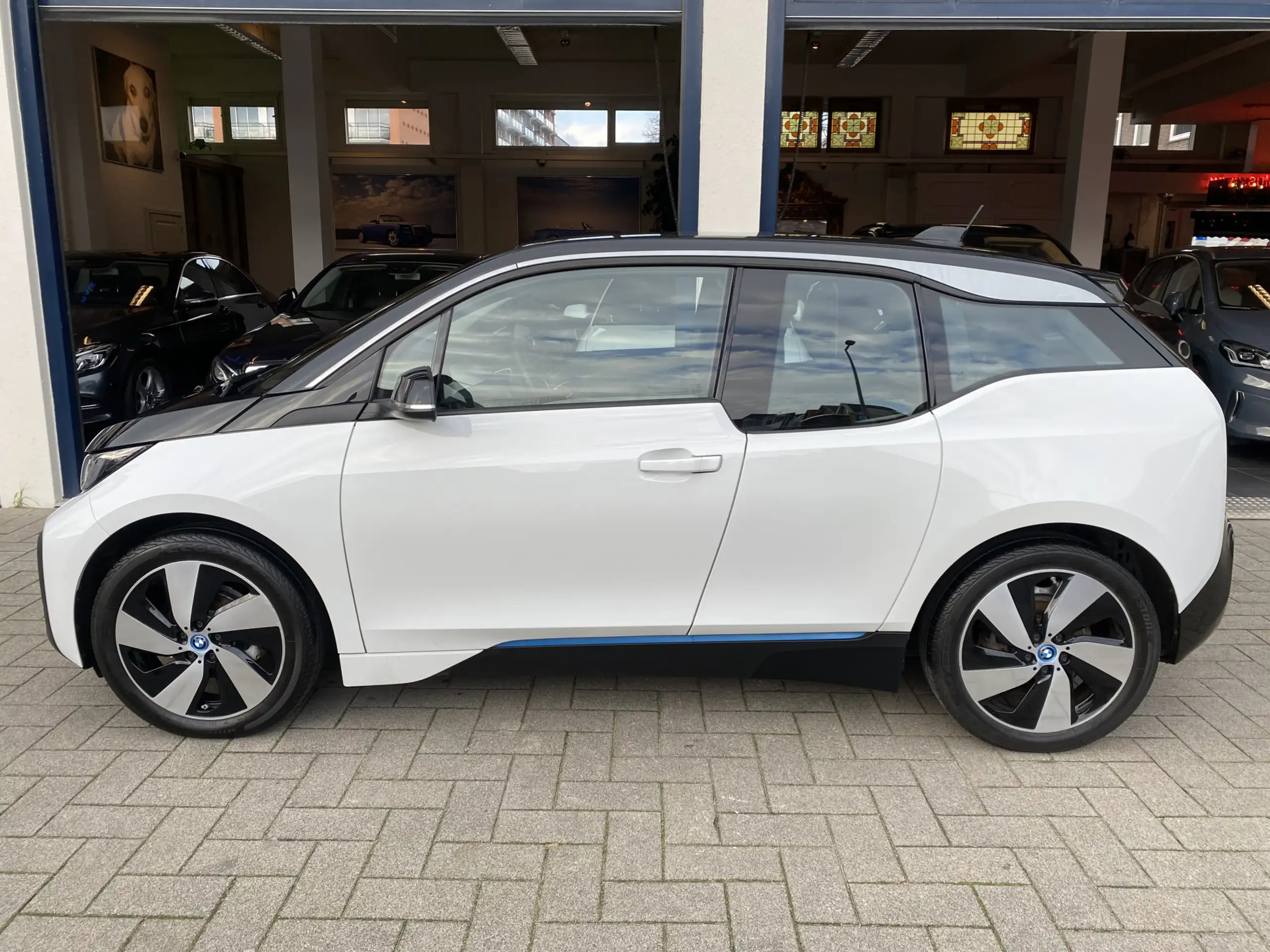 BMW - i3