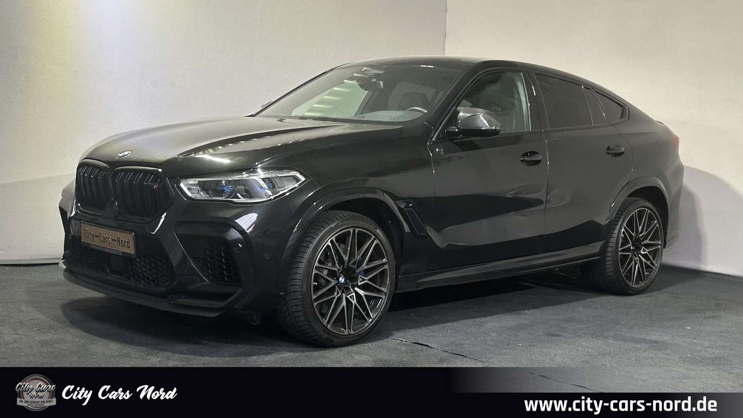 BMW - X6 M