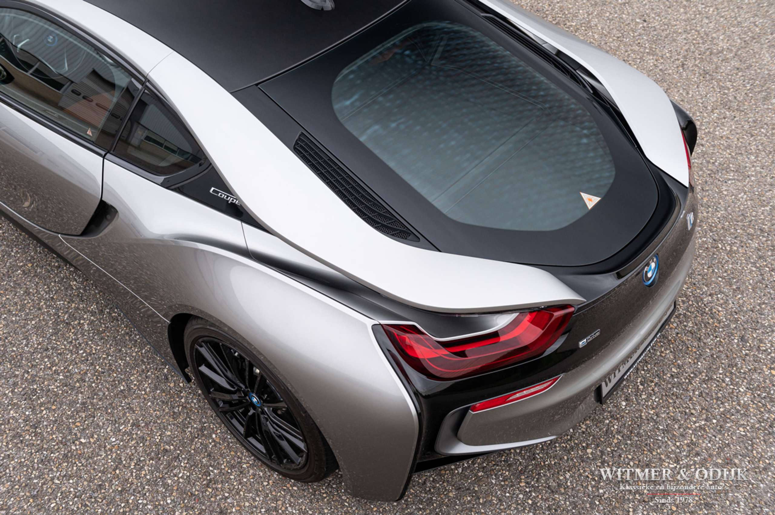 BMW - i8