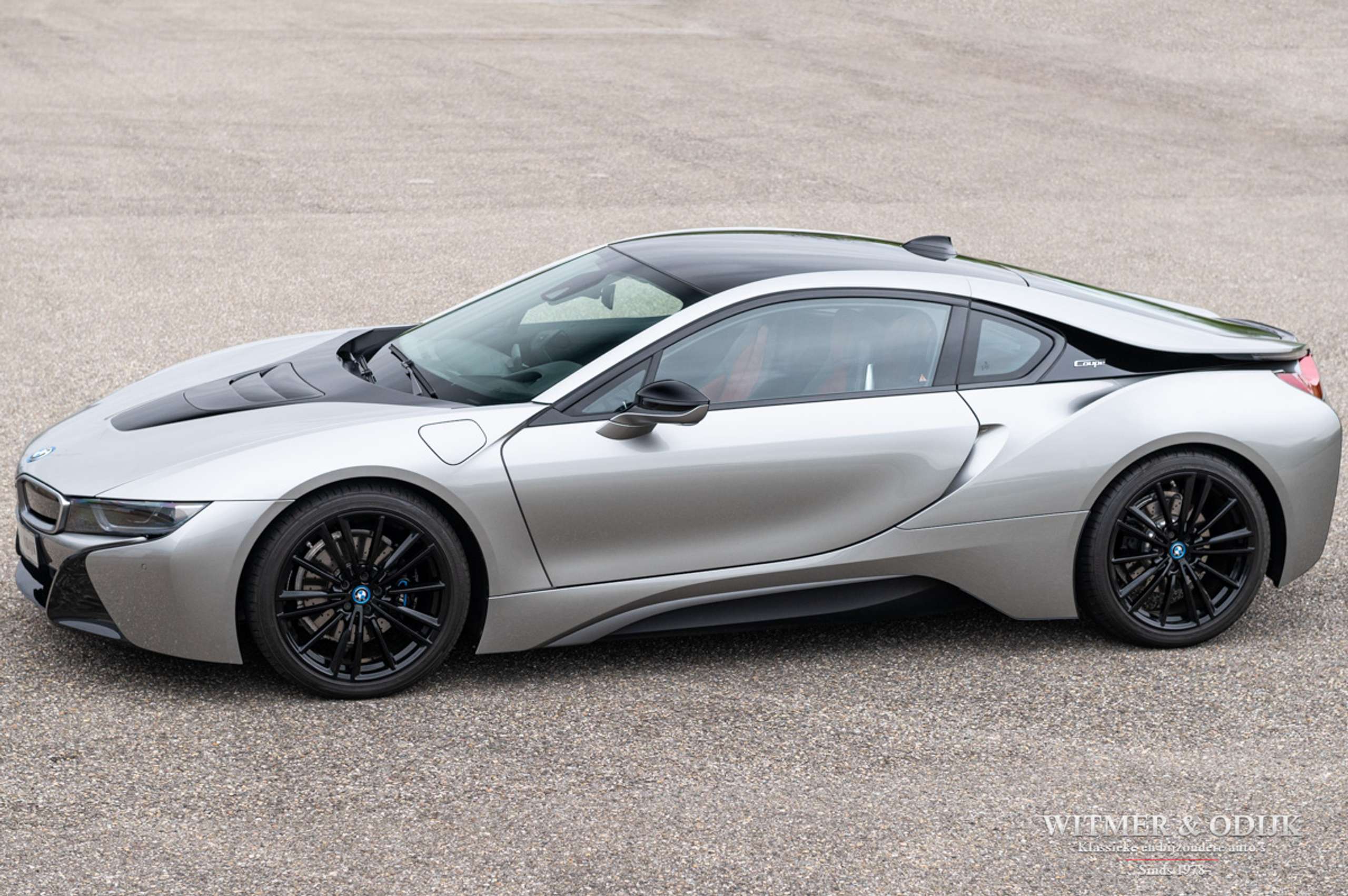 BMW - i8