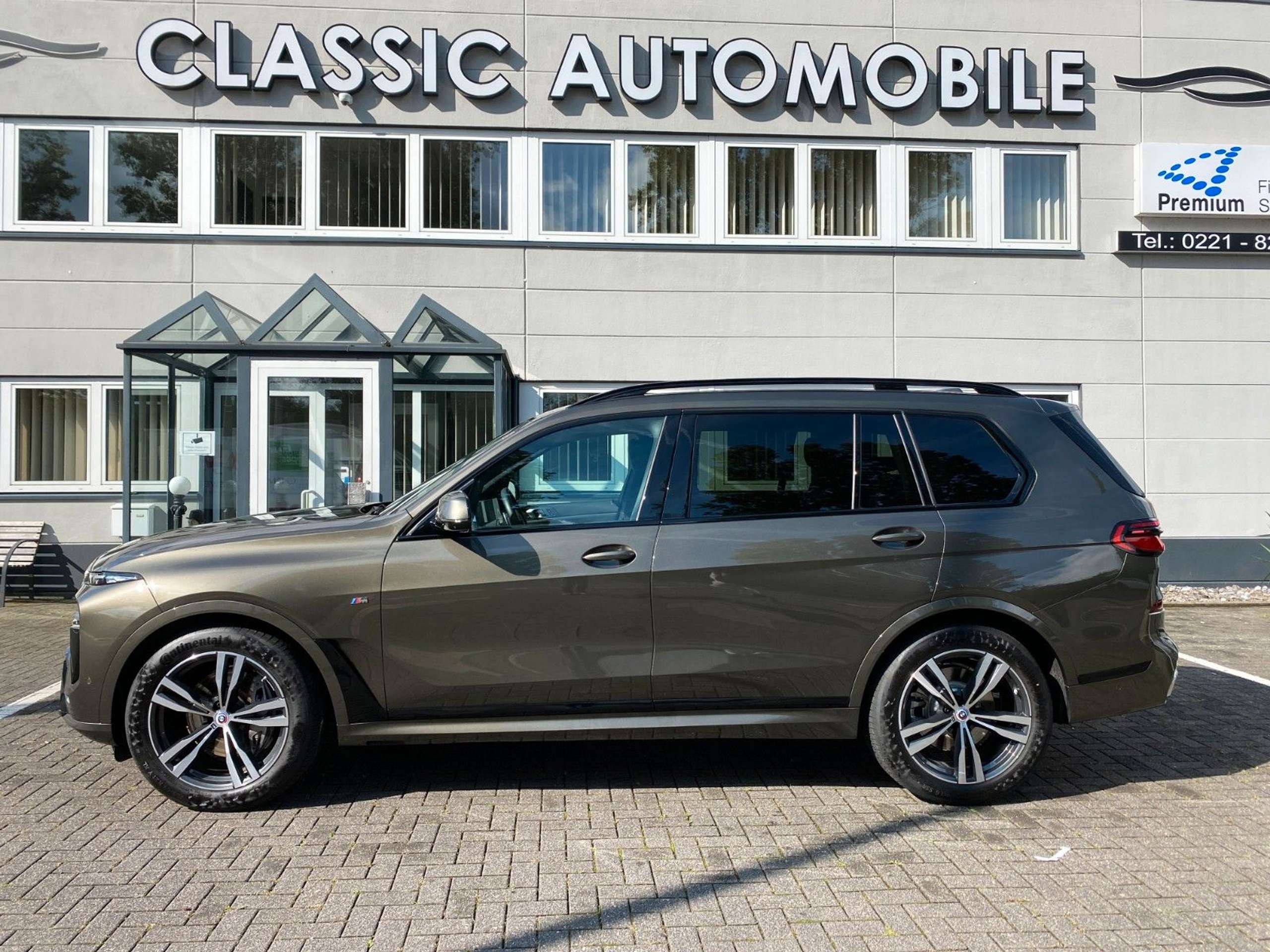 BMW - X7