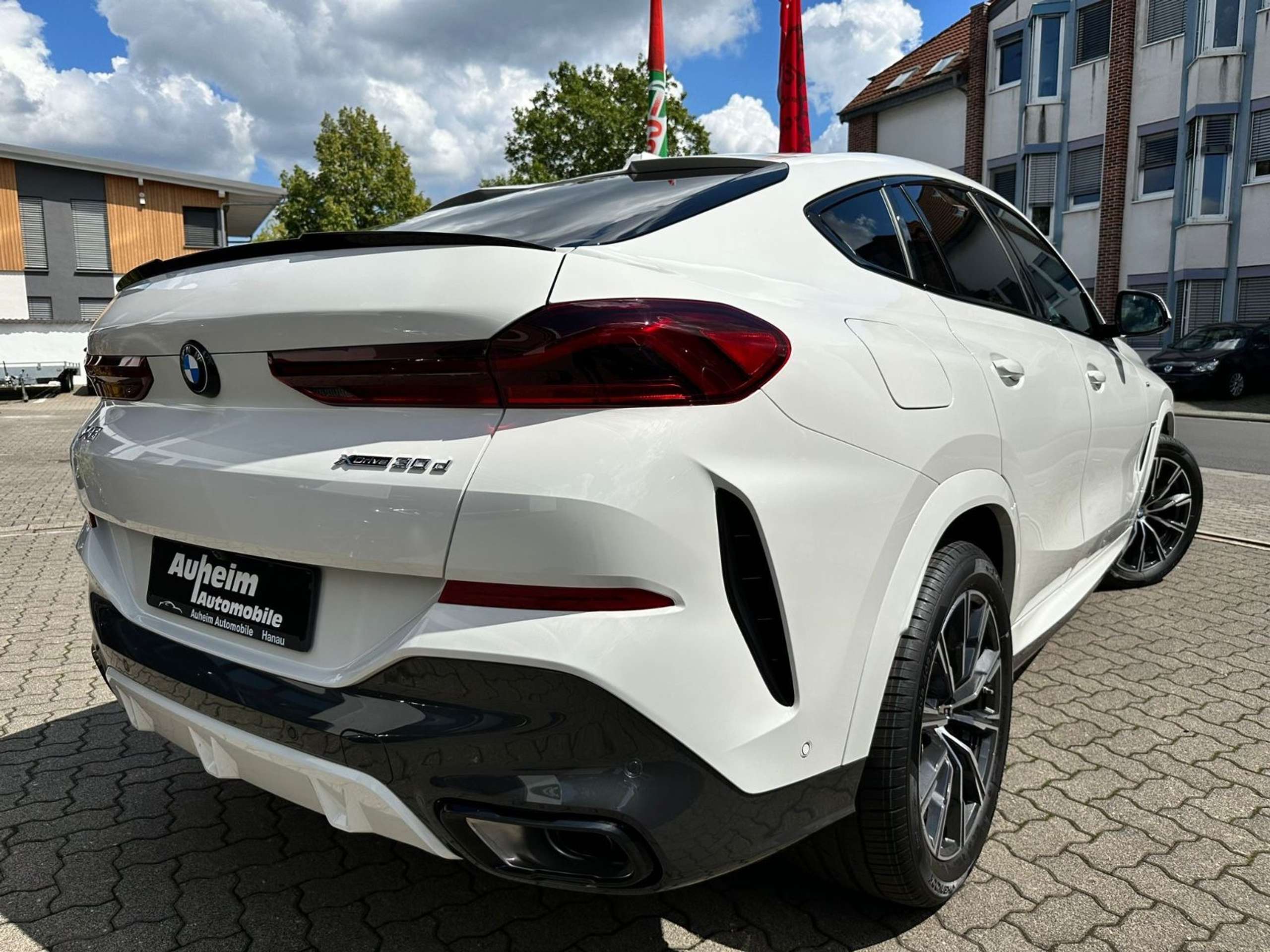 BMW - X6