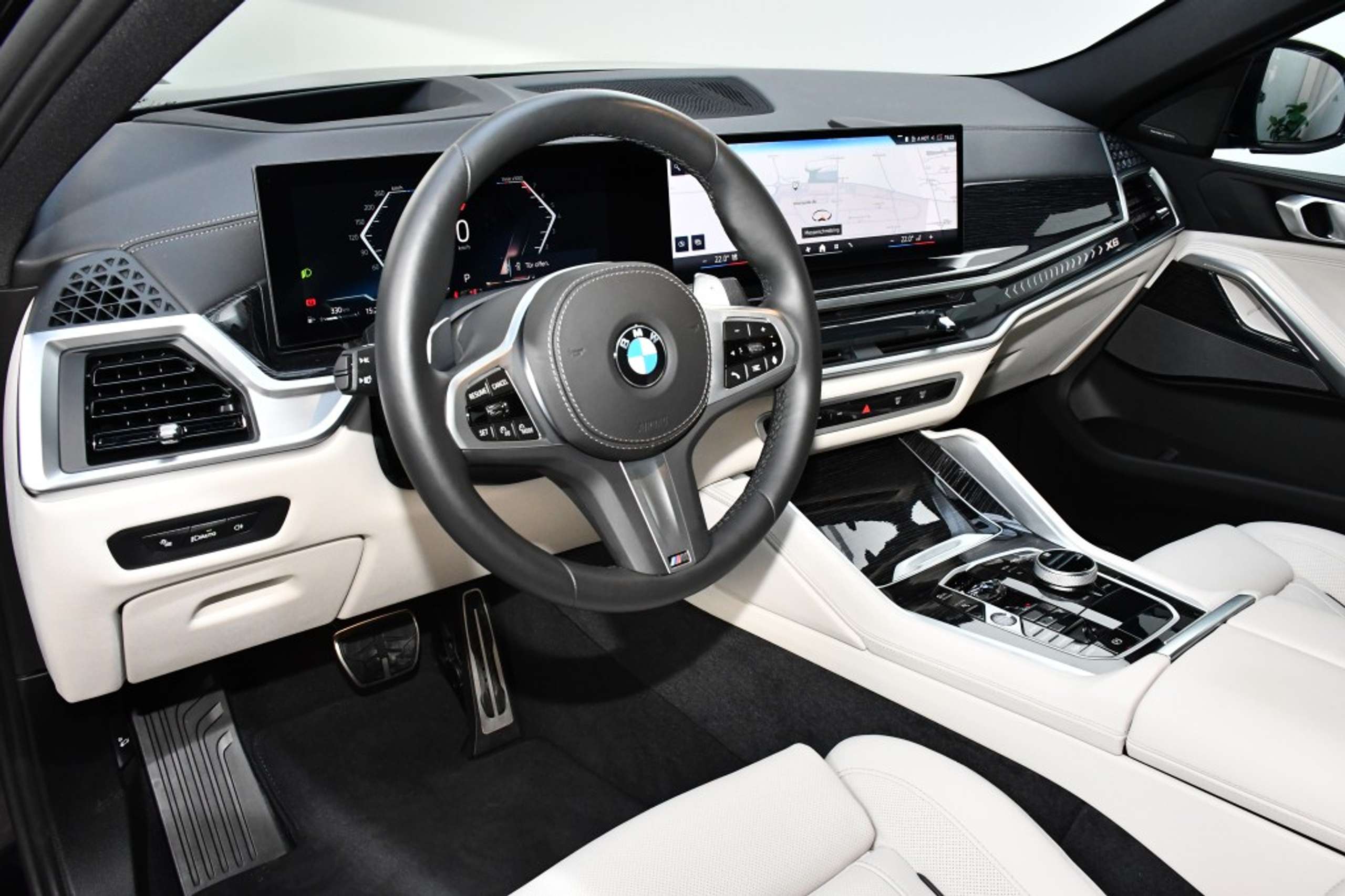 BMW - X6