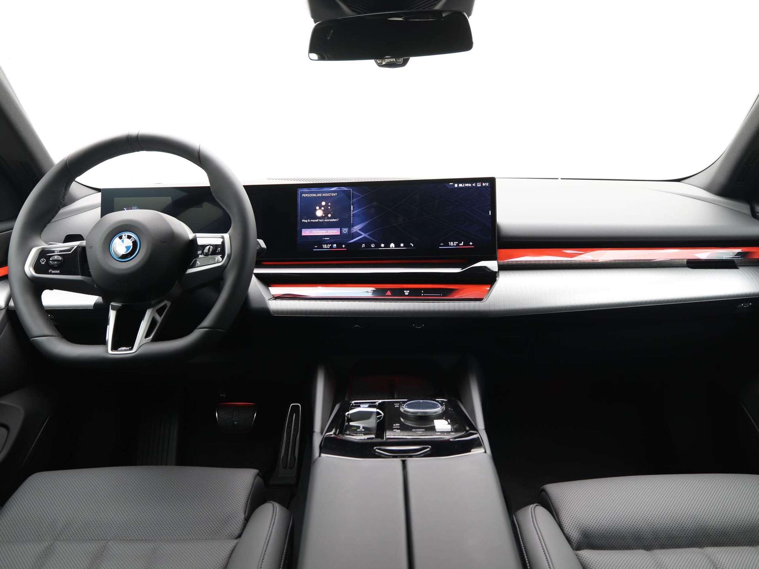 BMW - i5