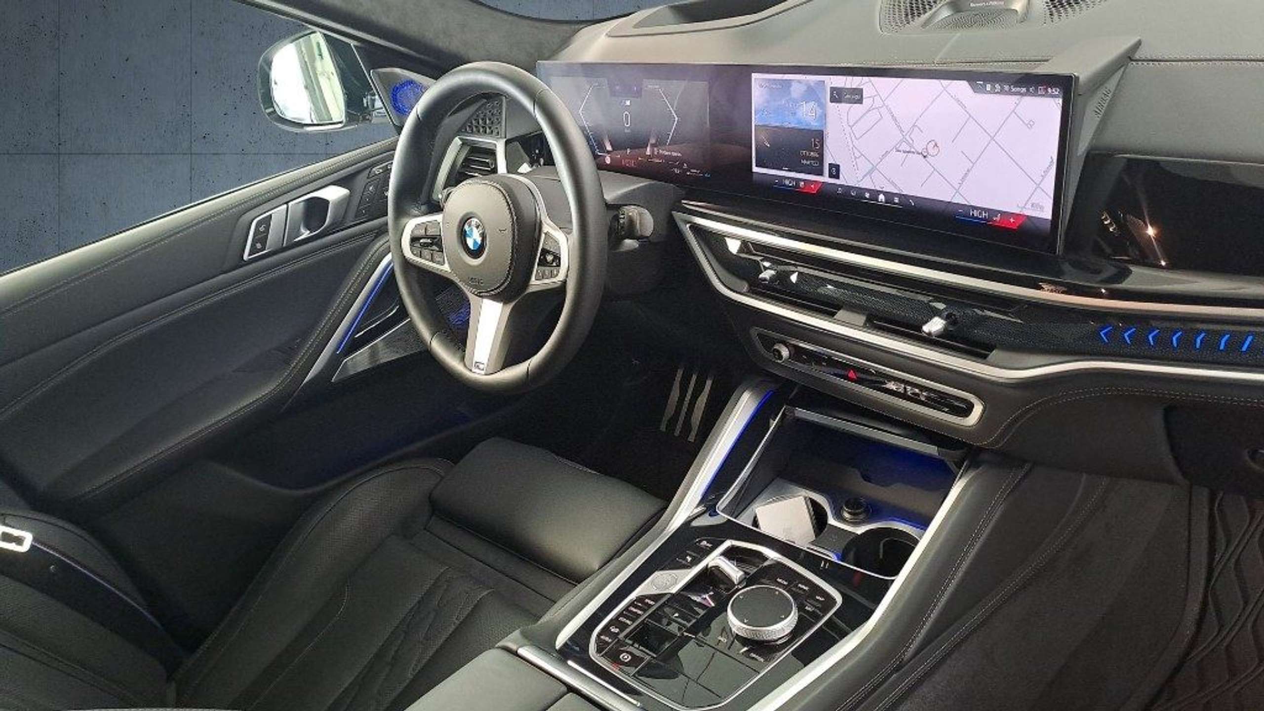 BMW - X6