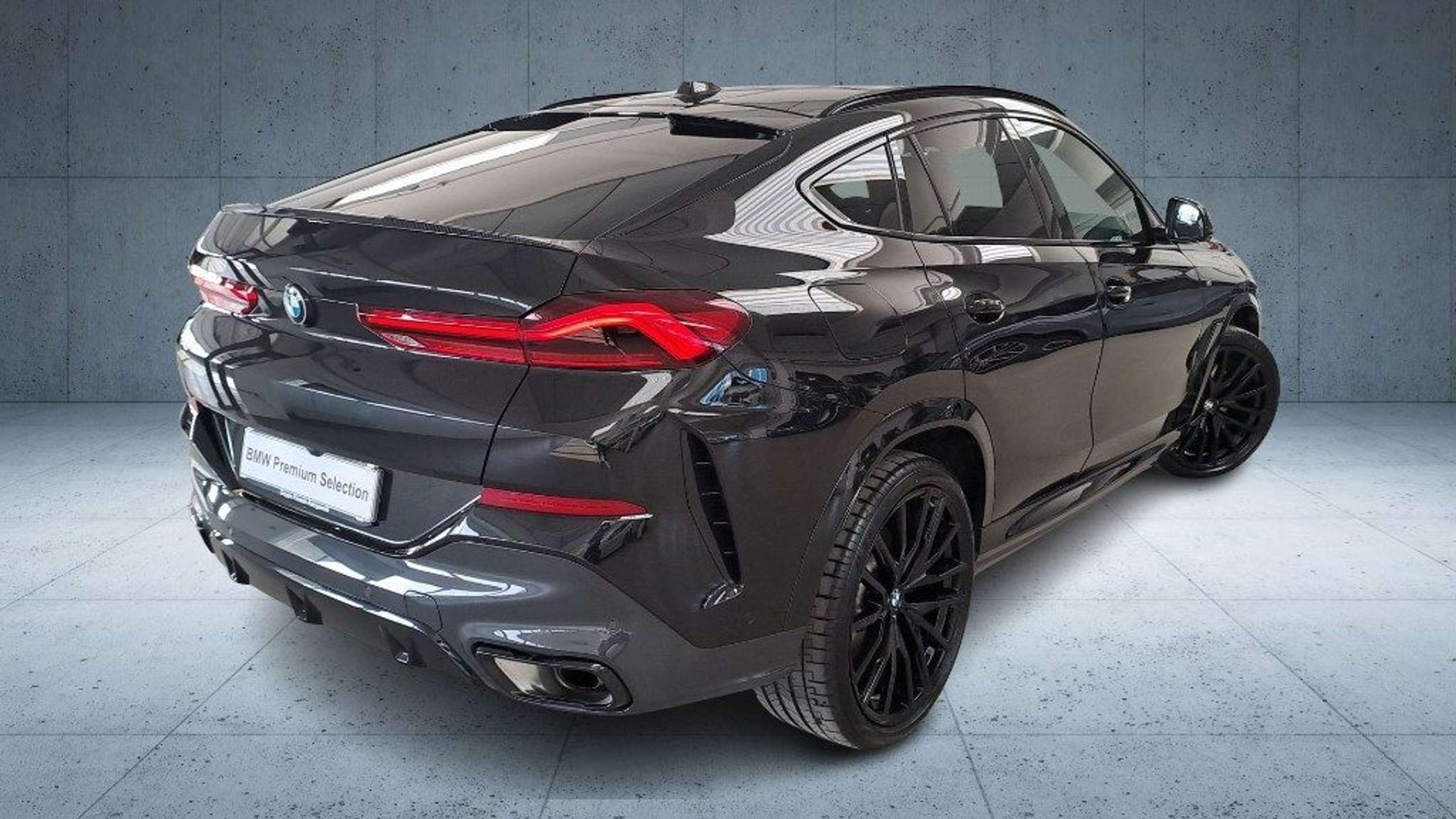 BMW - X6