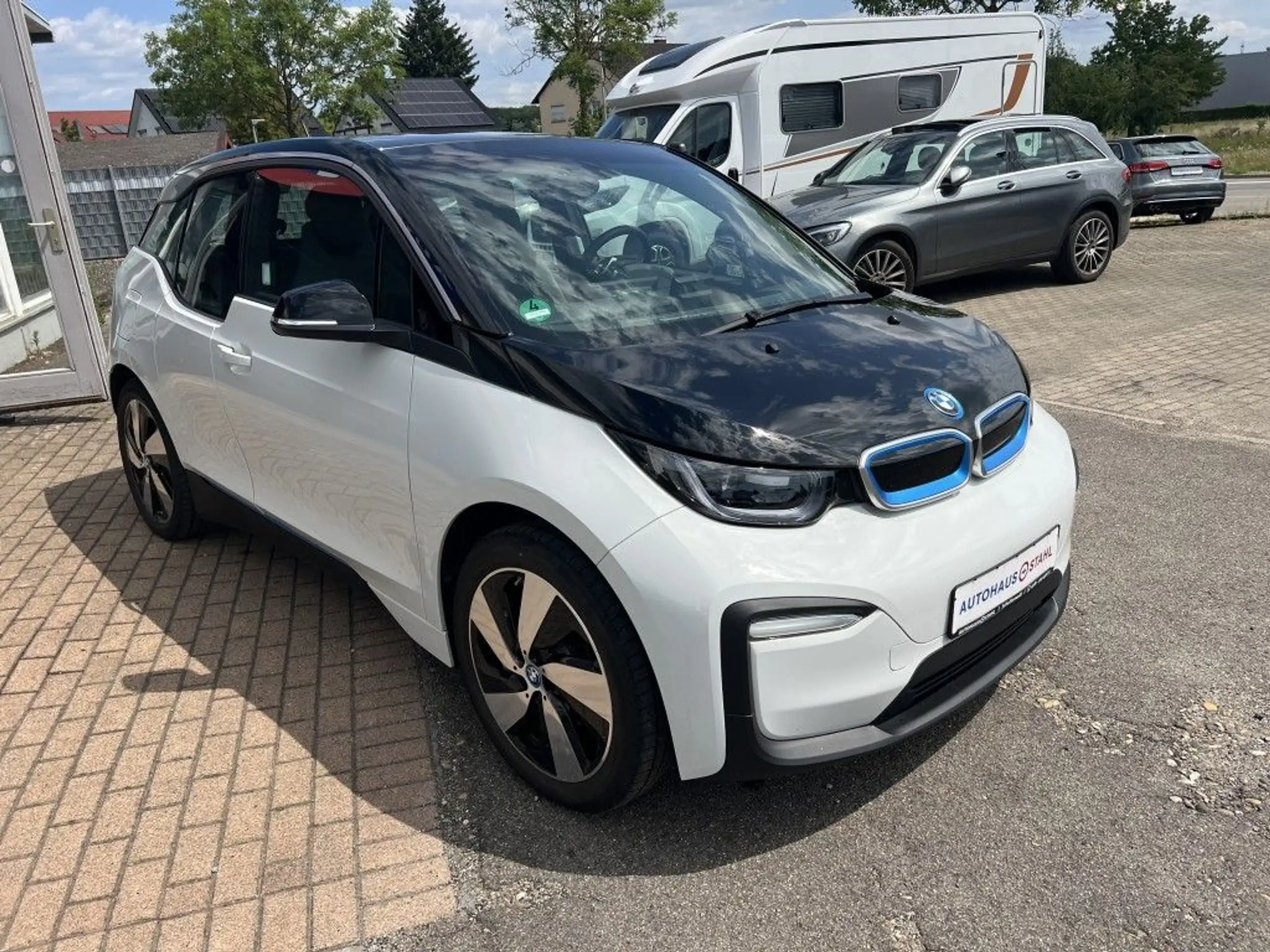 BMW - i3