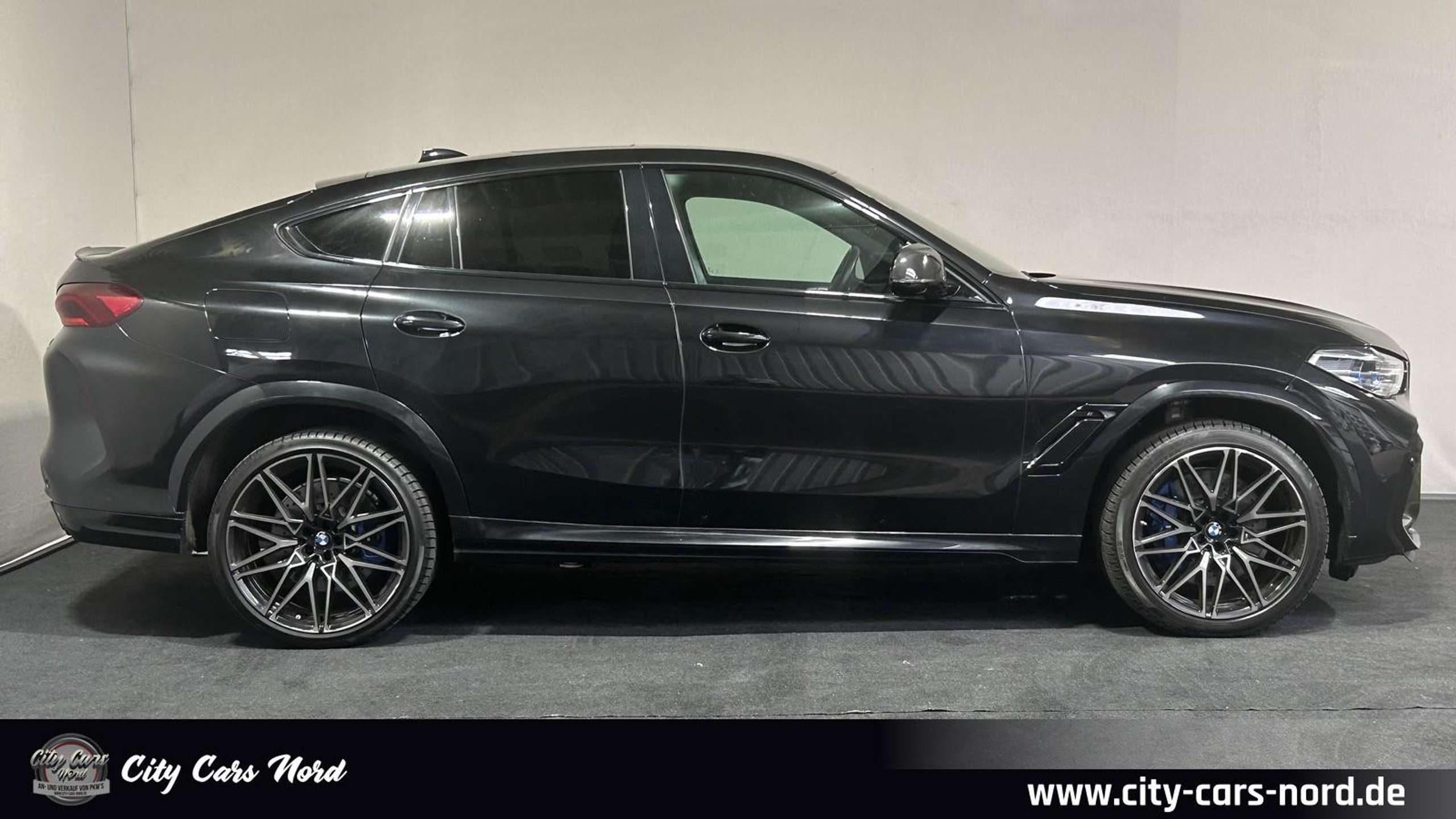 BMW - X6 M