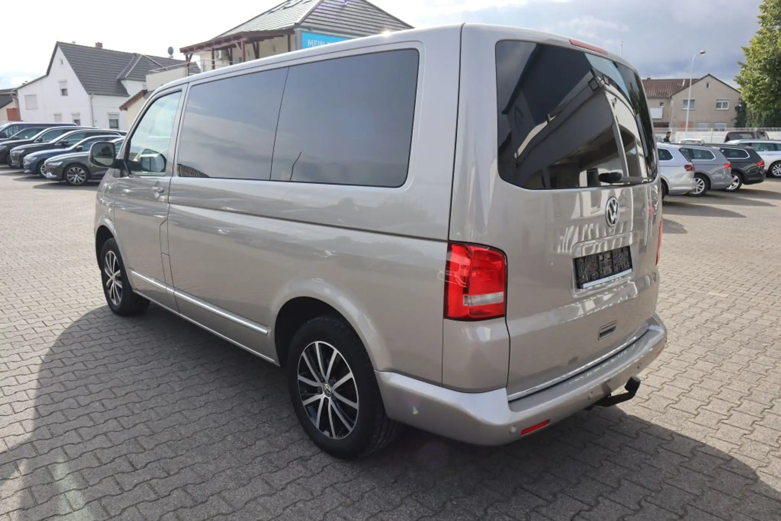 Volkswagen - Transporter