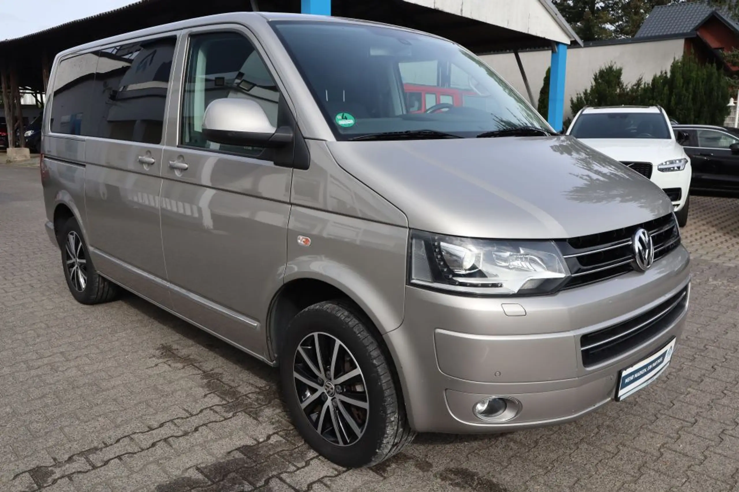 Volkswagen - Transporter