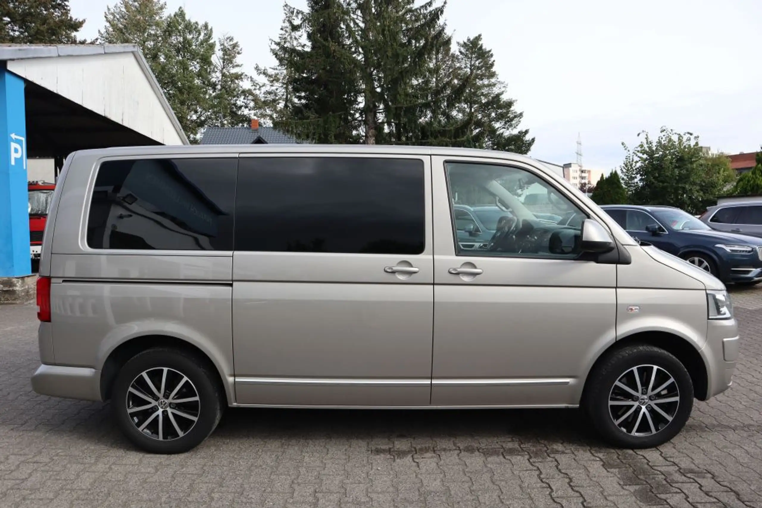 Volkswagen - Transporter