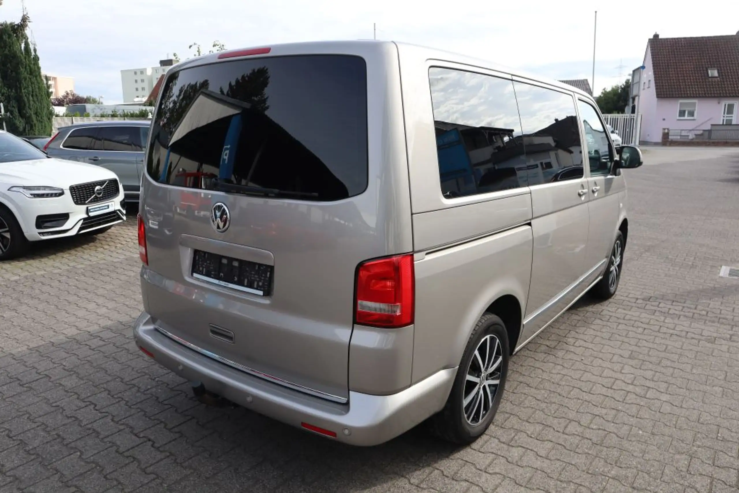 Volkswagen - Transporter