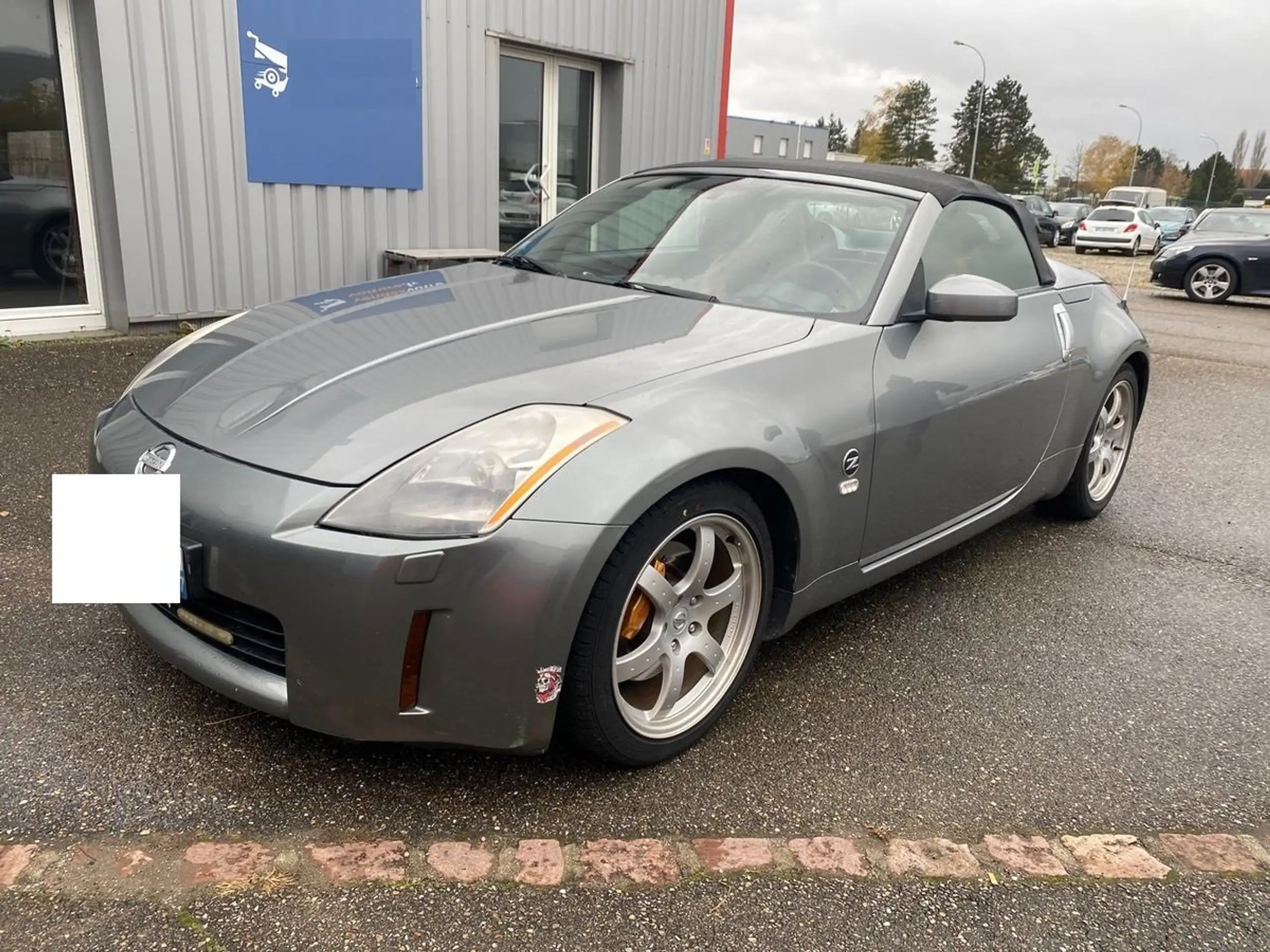 Nissan - 350Z