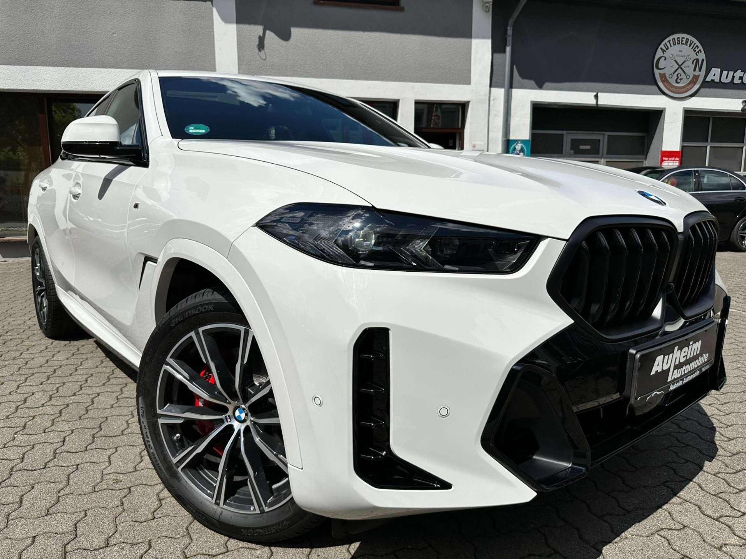 BMW - X6