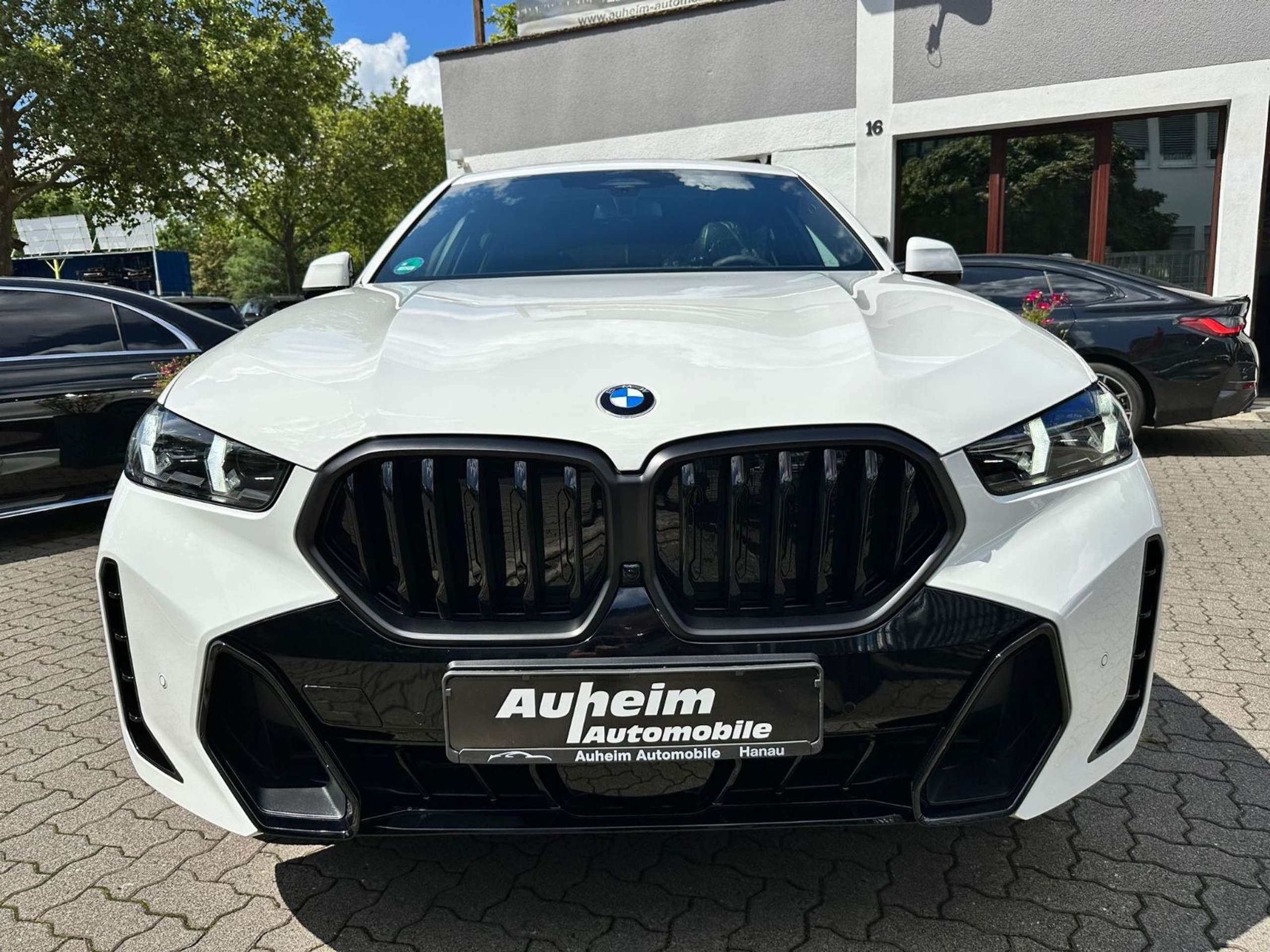 BMW - X6