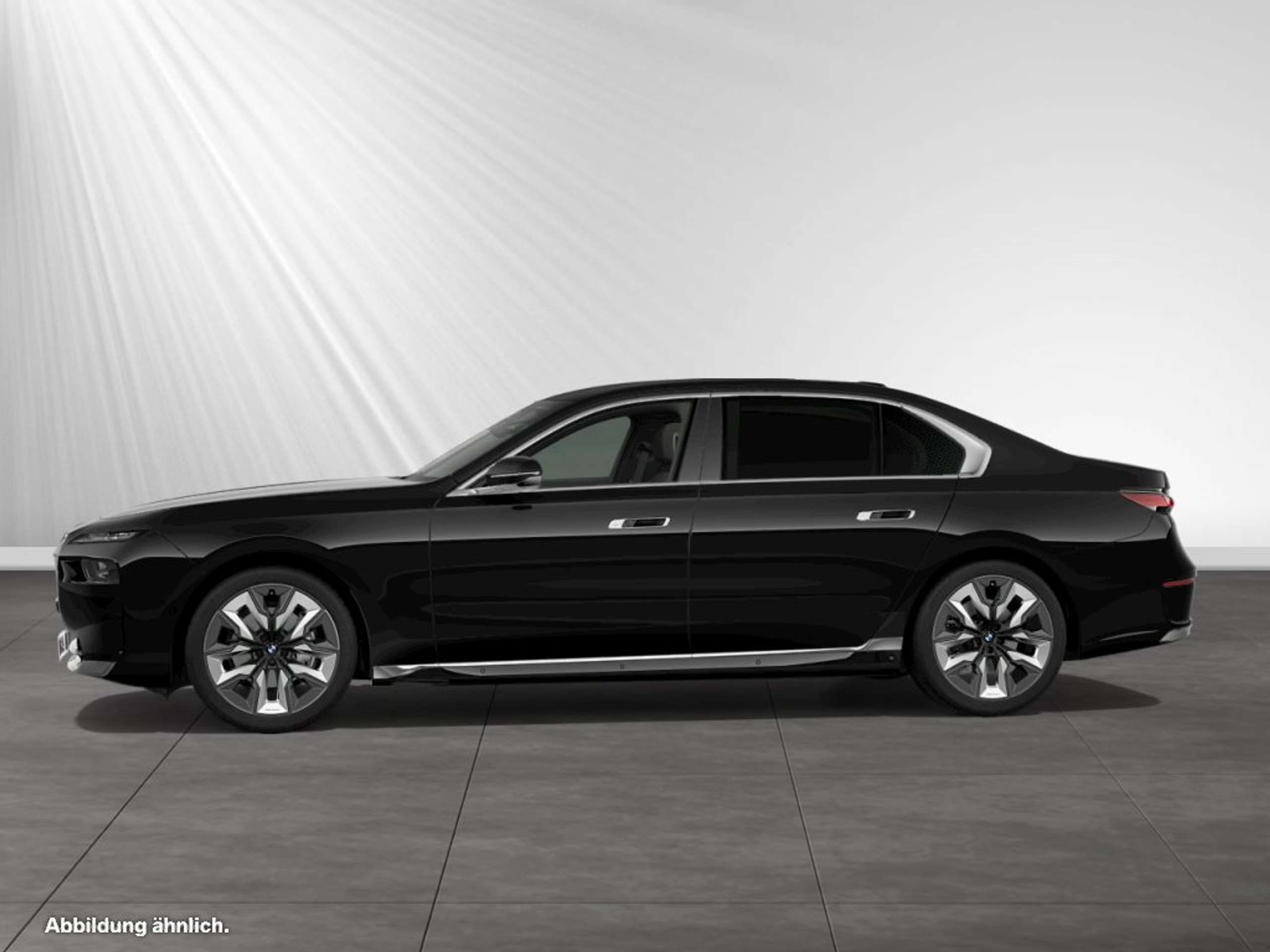 BMW - 740