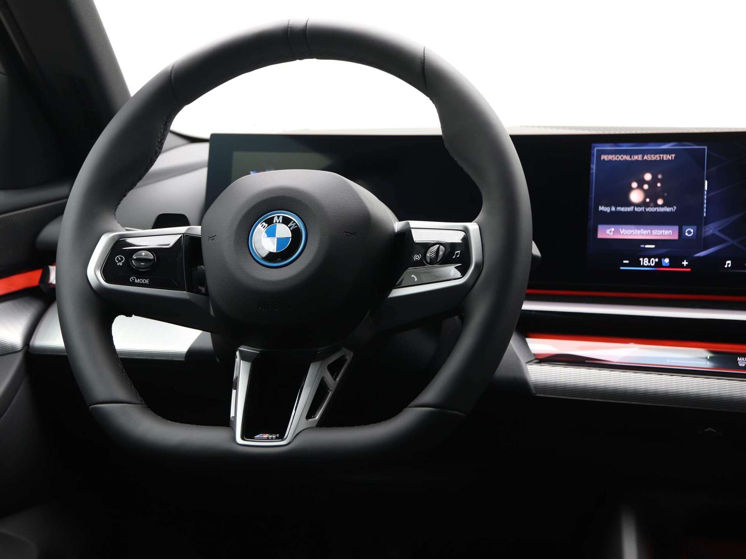 BMW - i5