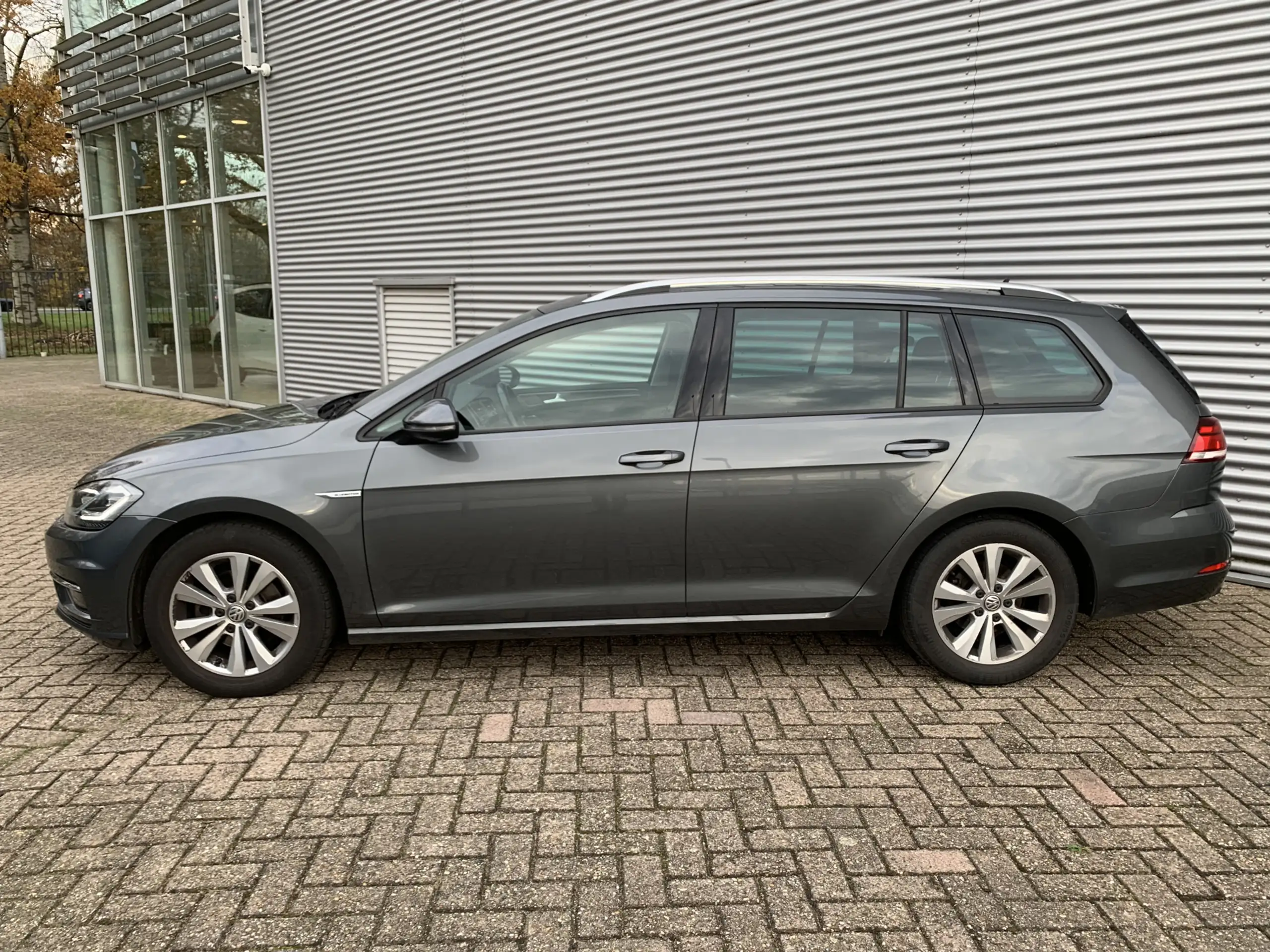 Volkswagen - Golf Variant