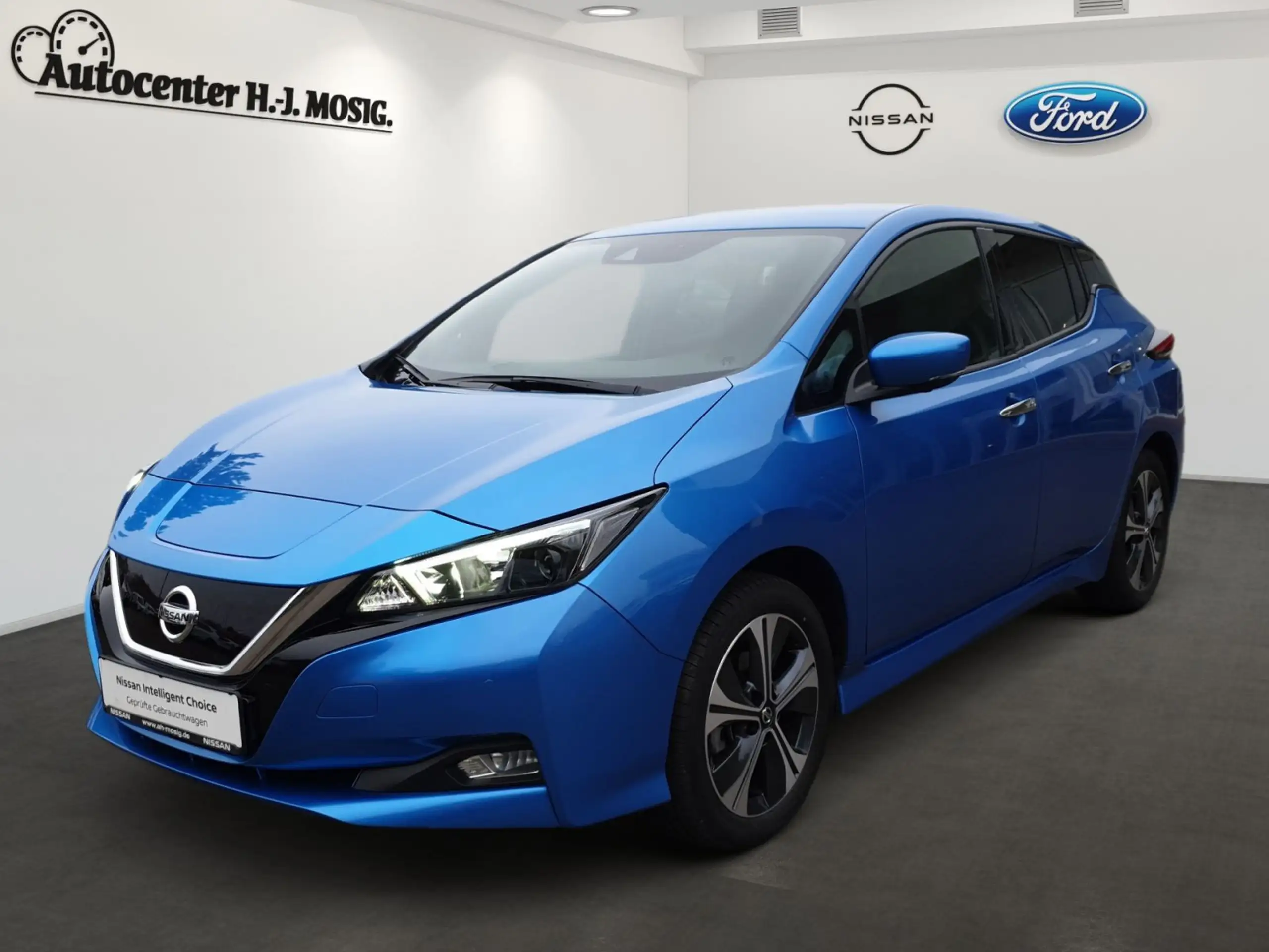 Nissan - Leaf