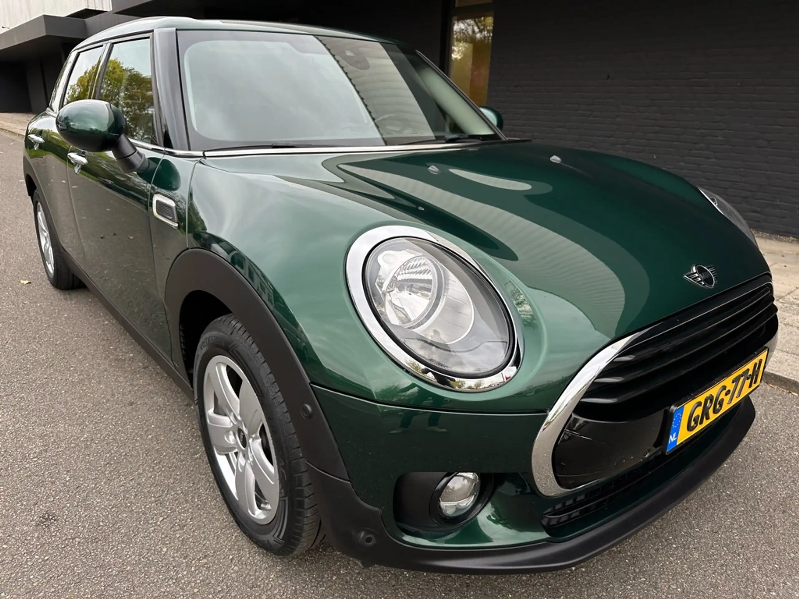 MINI - Cooper Clubman