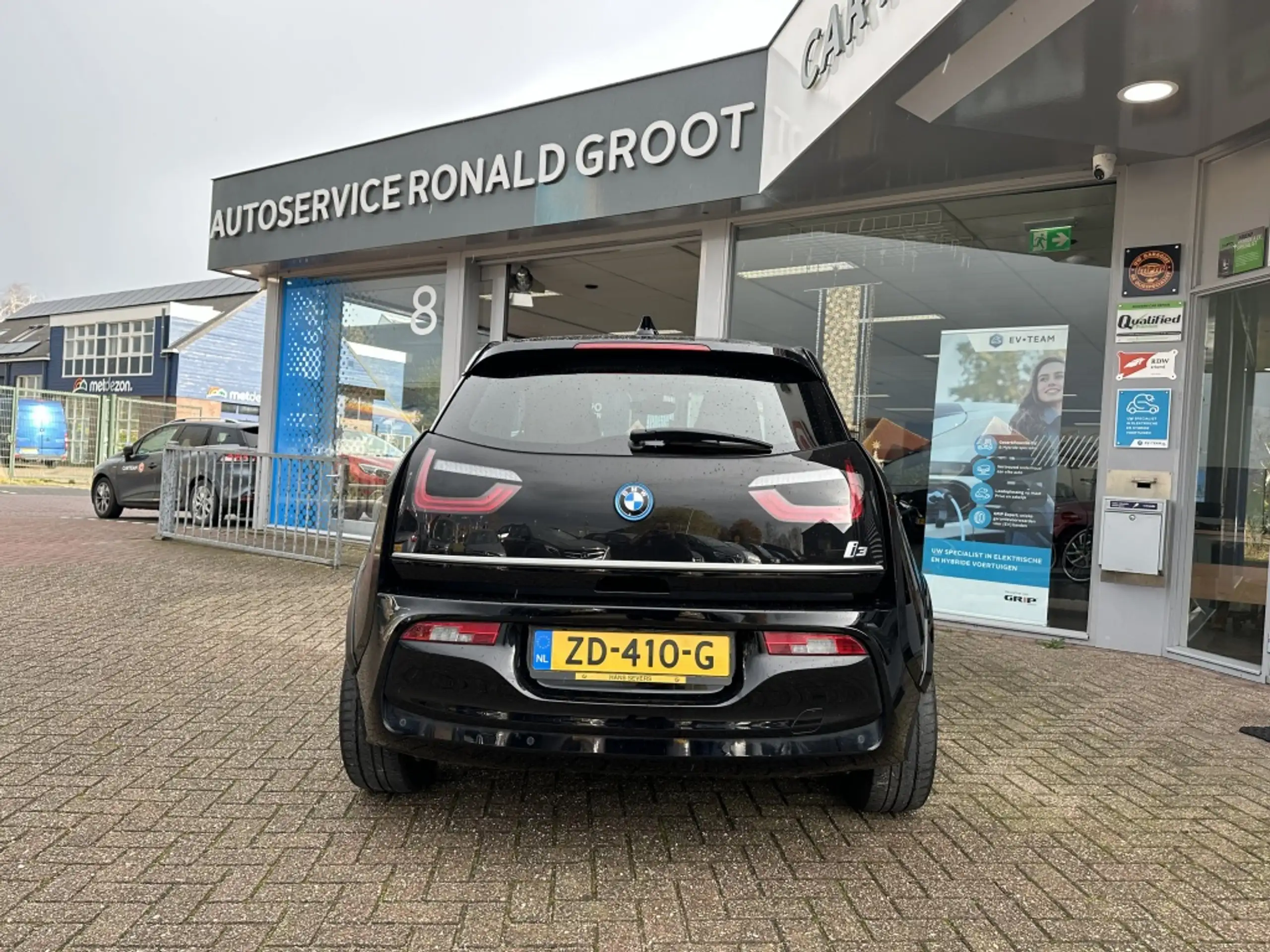 BMW - i3