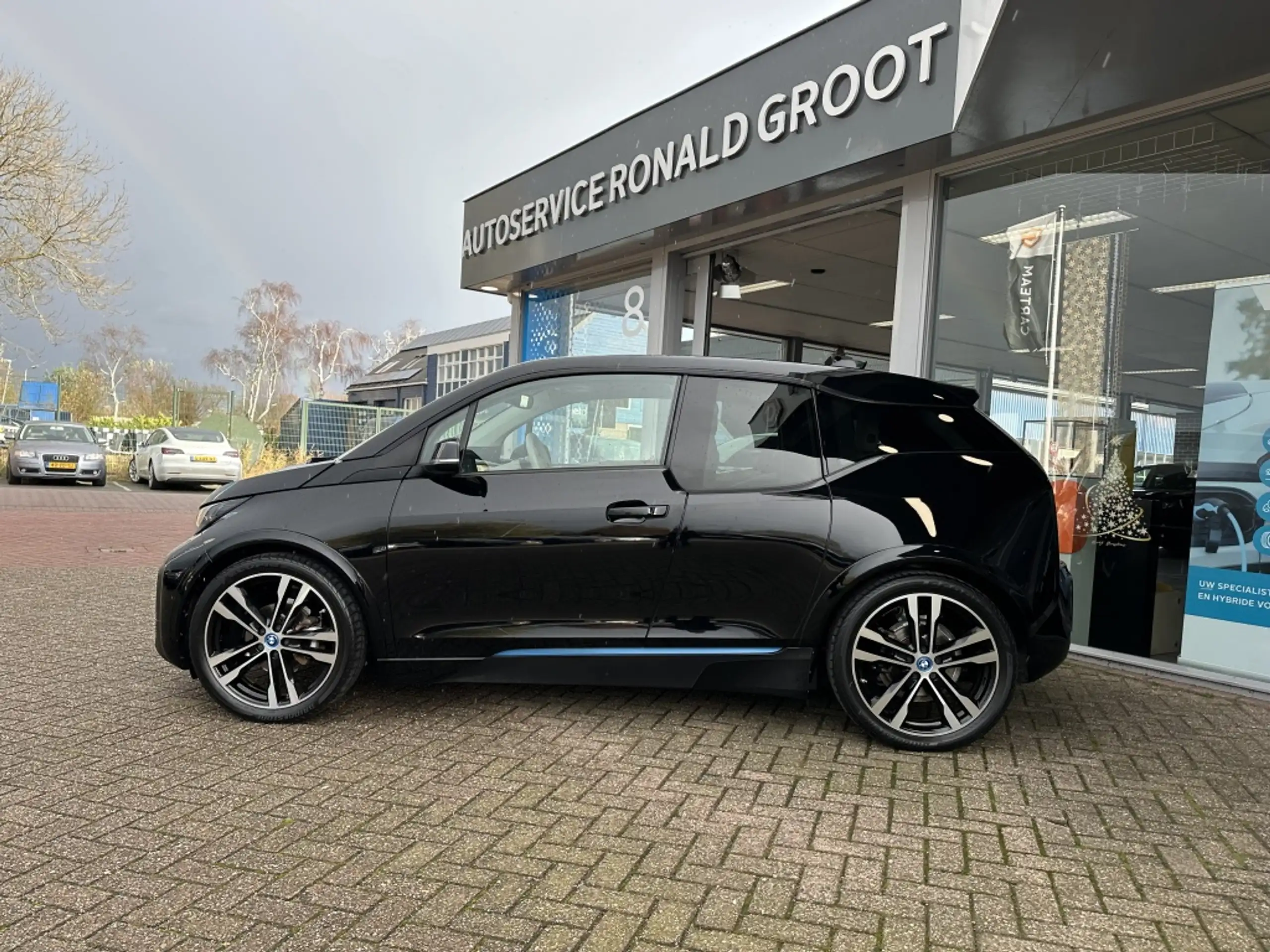 BMW - i3