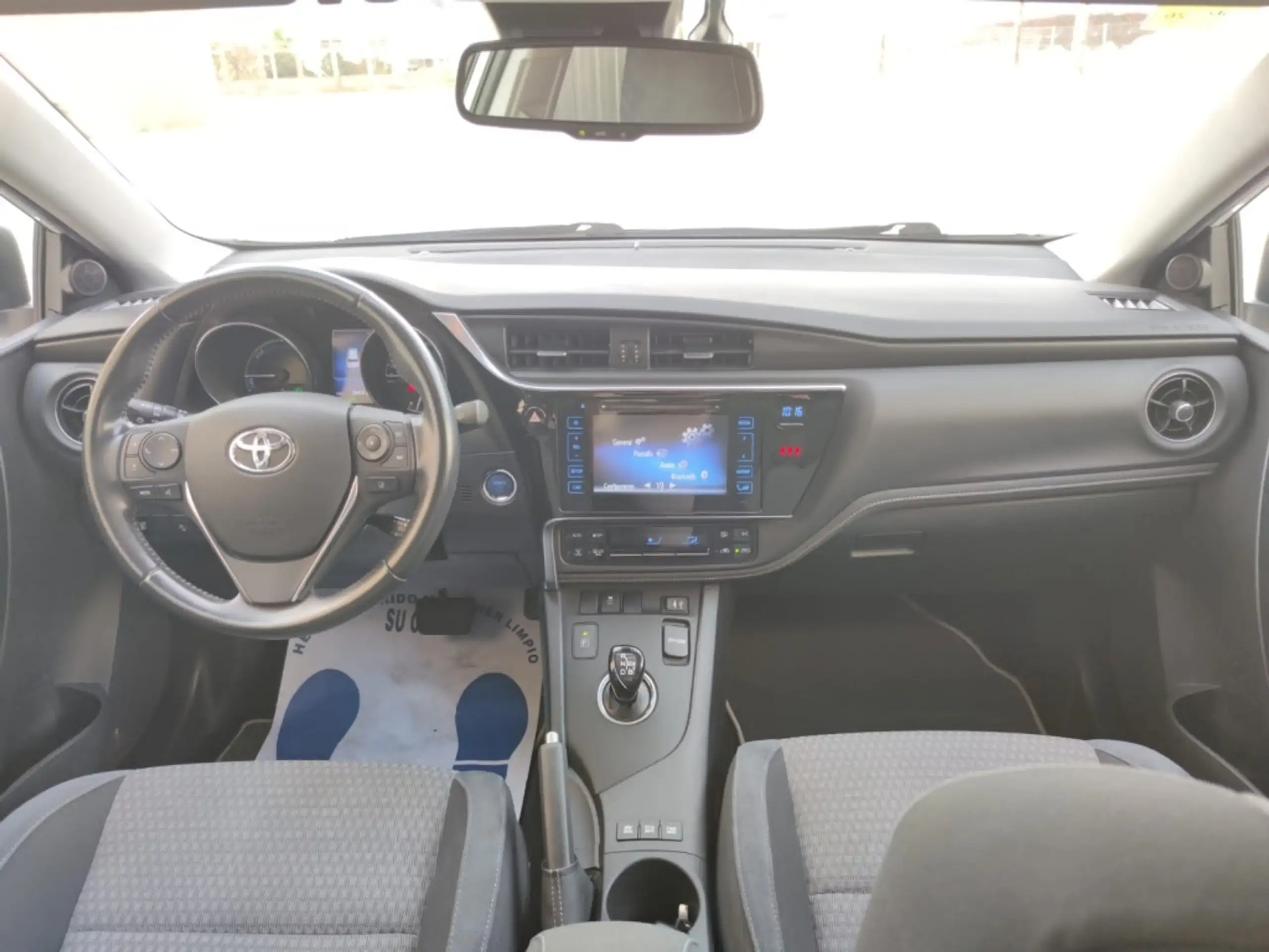 Toyota - Auris