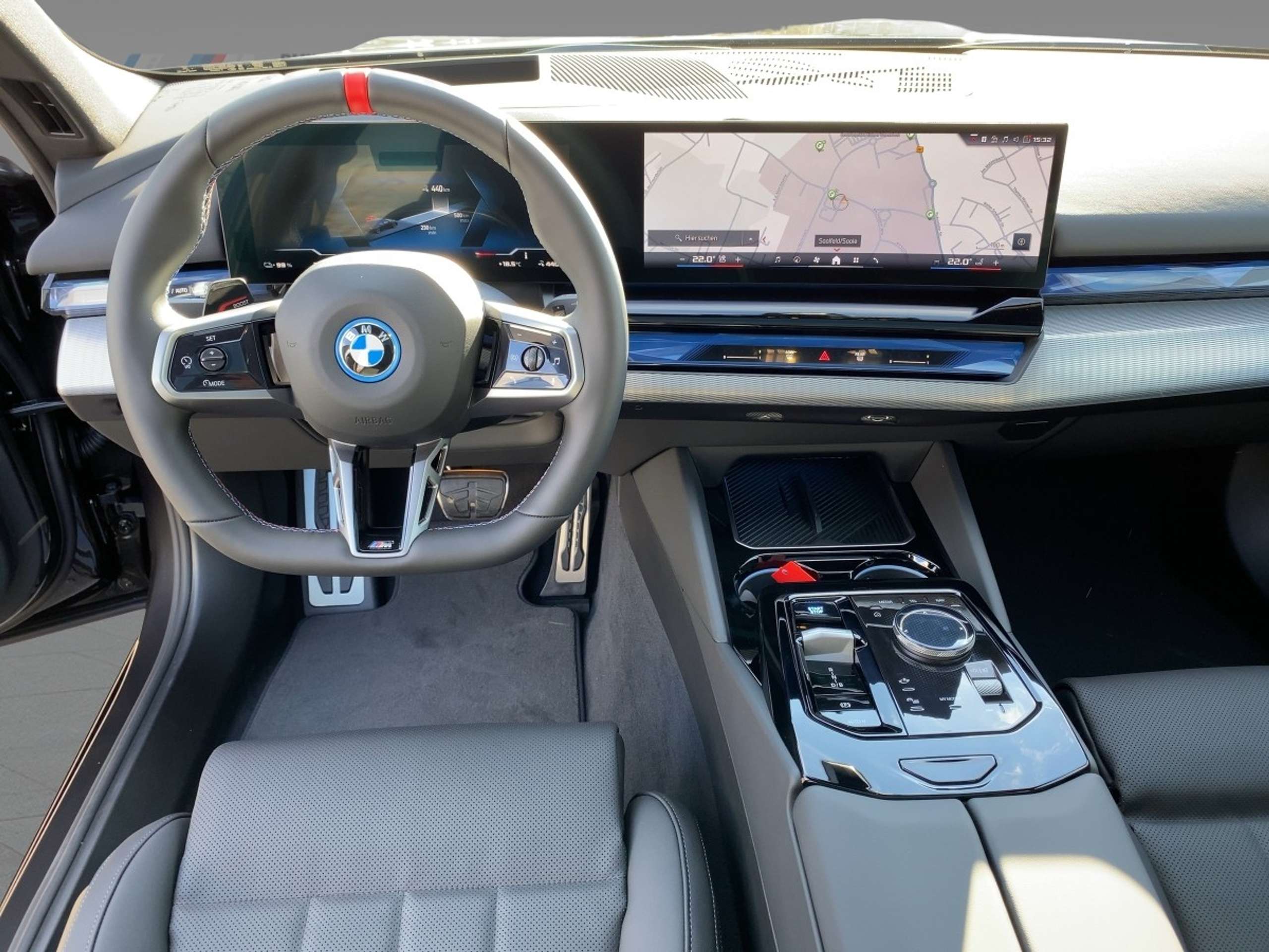 BMW - i5