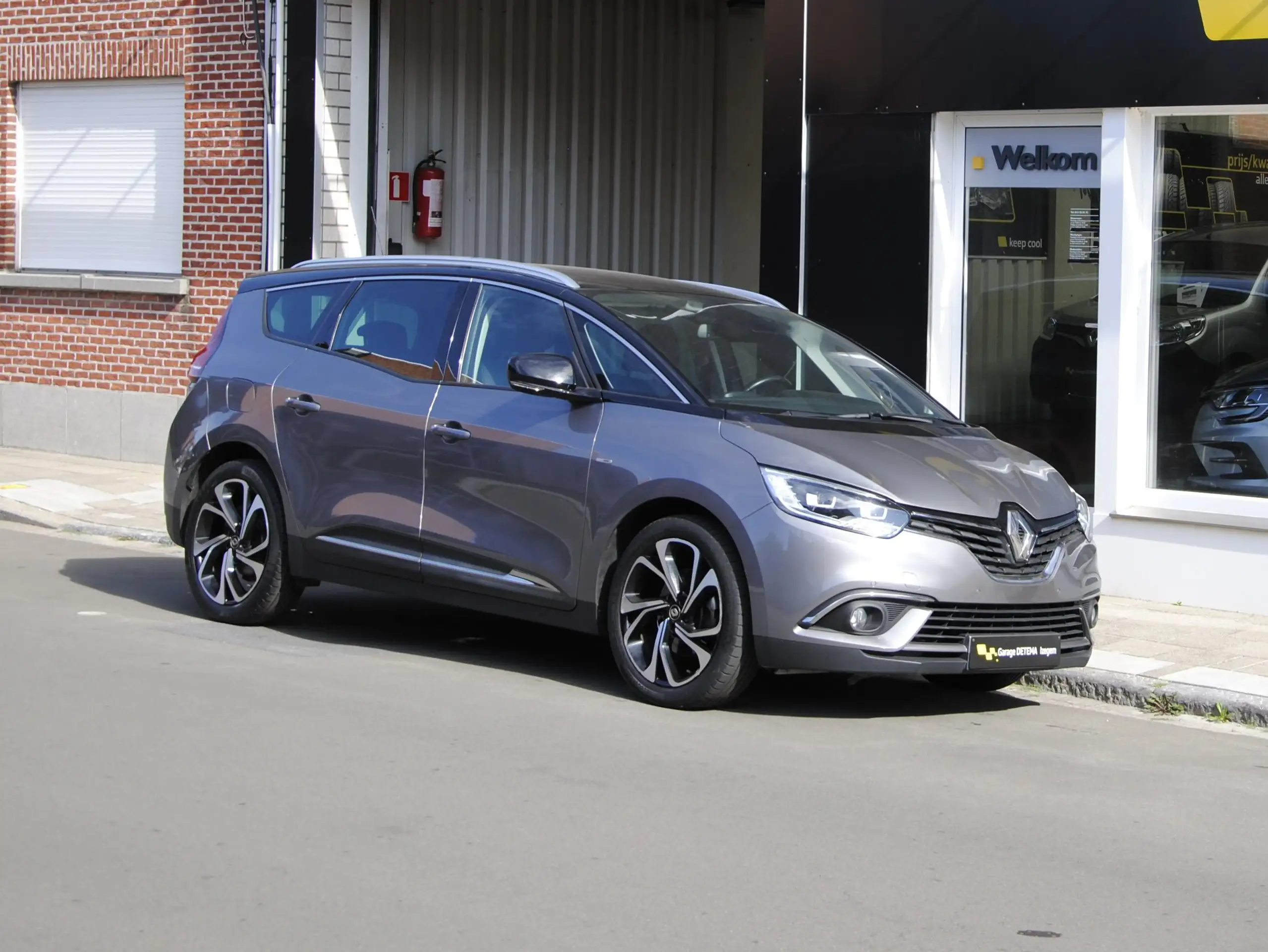 Renault - Scenic