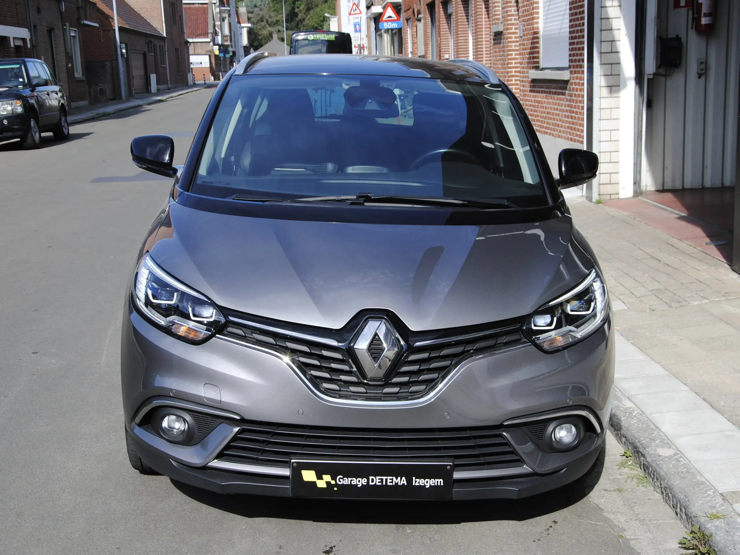 Renault - Scenic