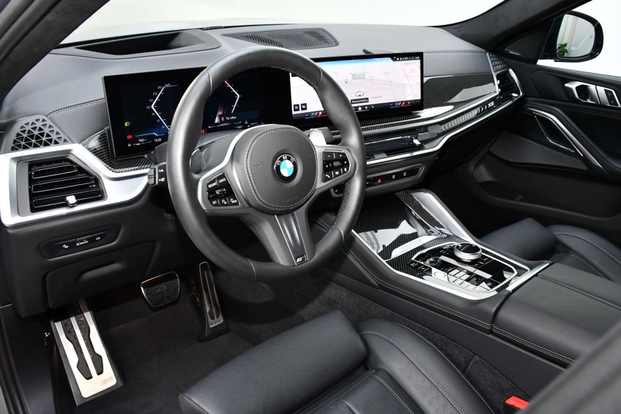 BMW - X6