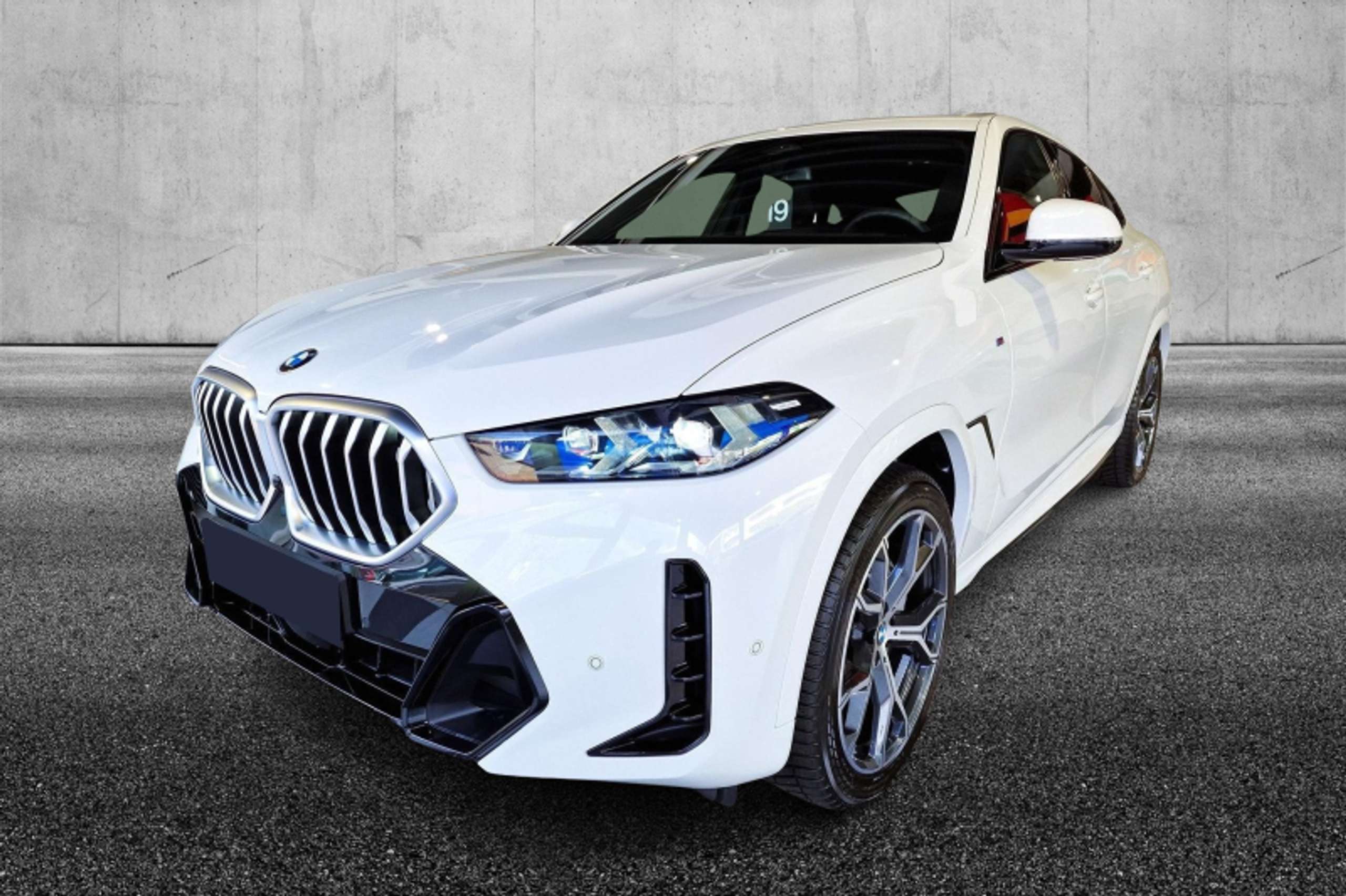 BMW - X6