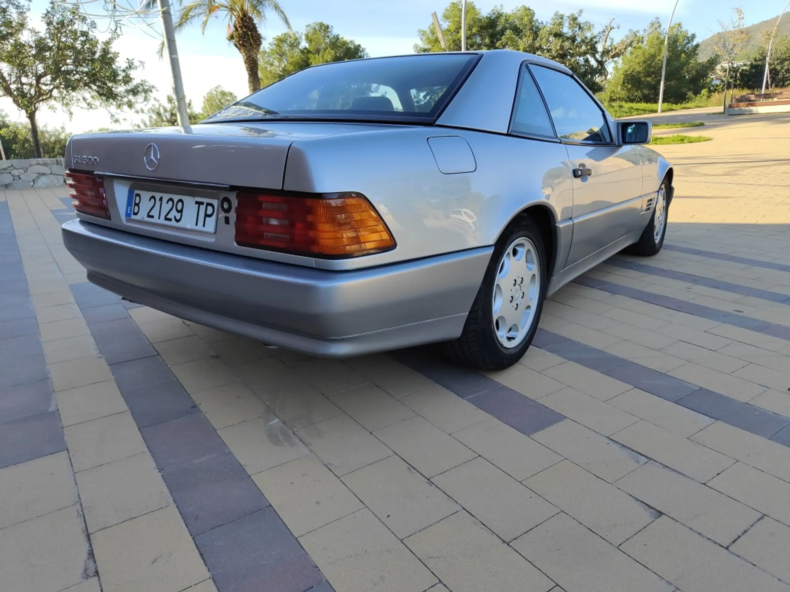 Mercedes-Benz - SL 500