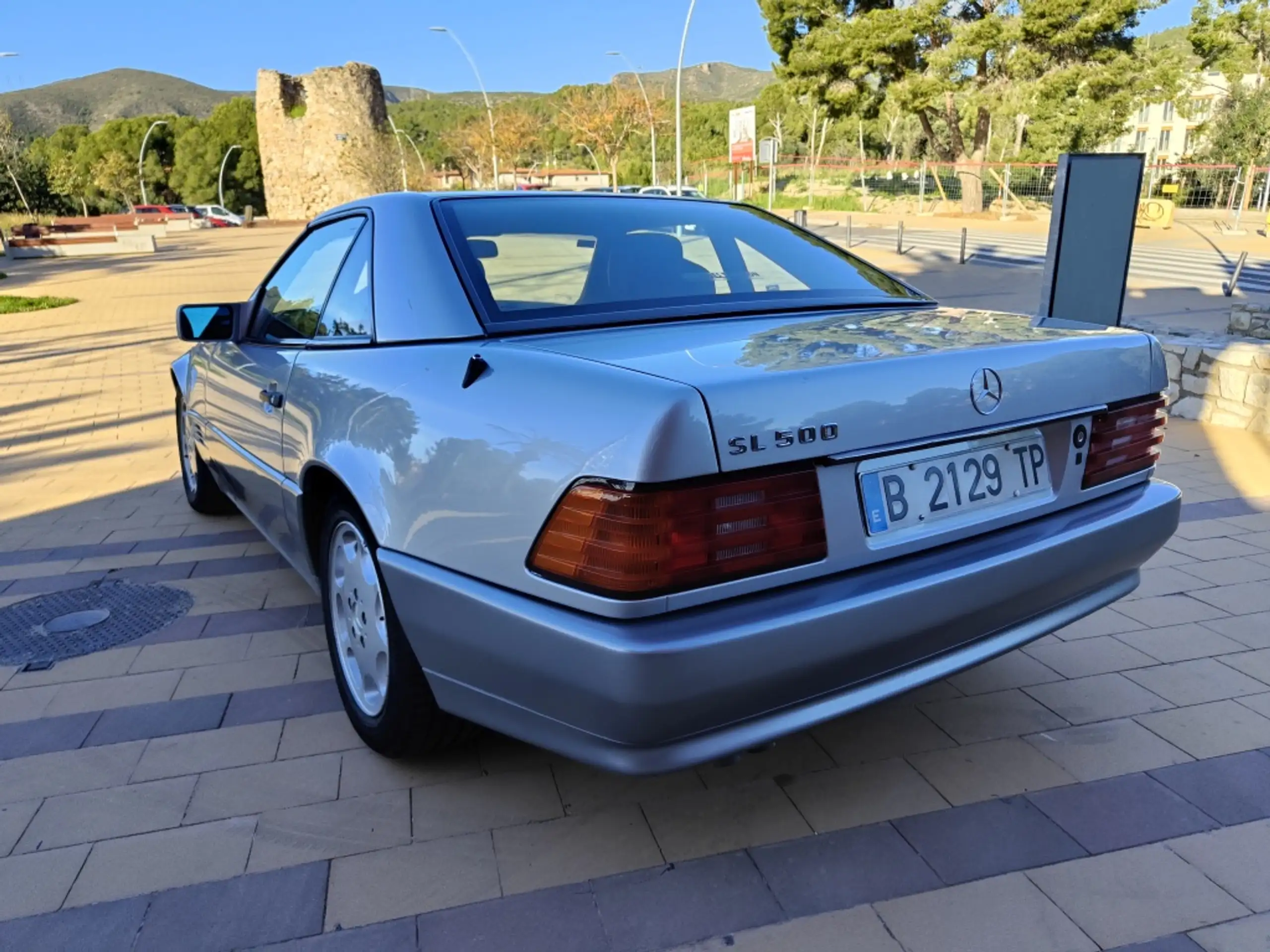 Mercedes-Benz - SL 500