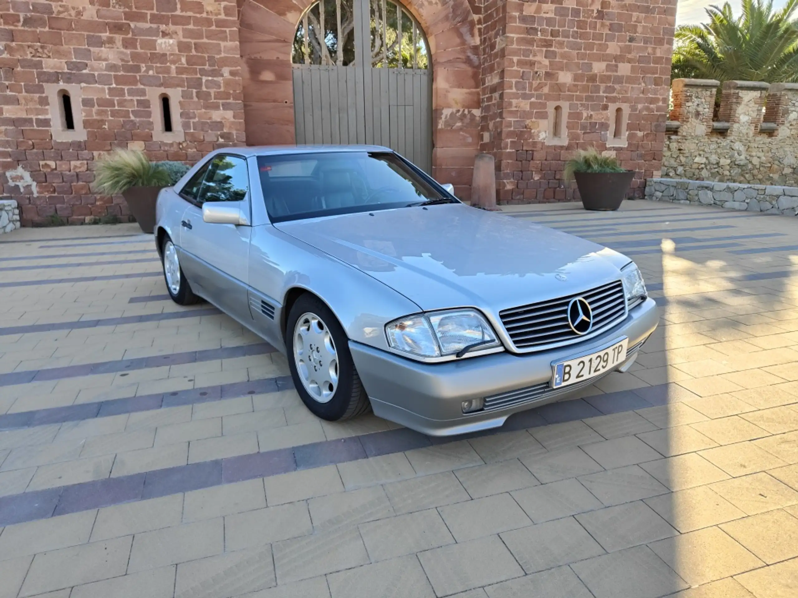 Mercedes-Benz - SL 500