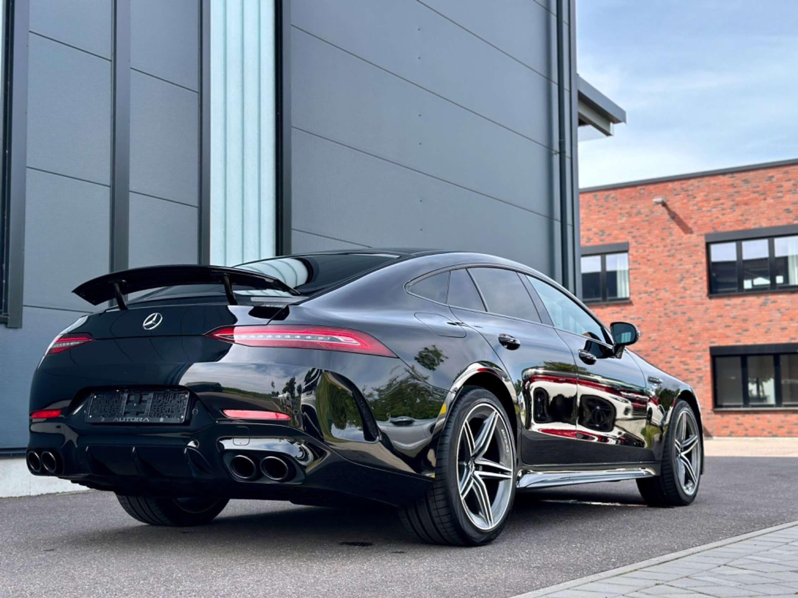 Mercedes-Benz - AMG GT