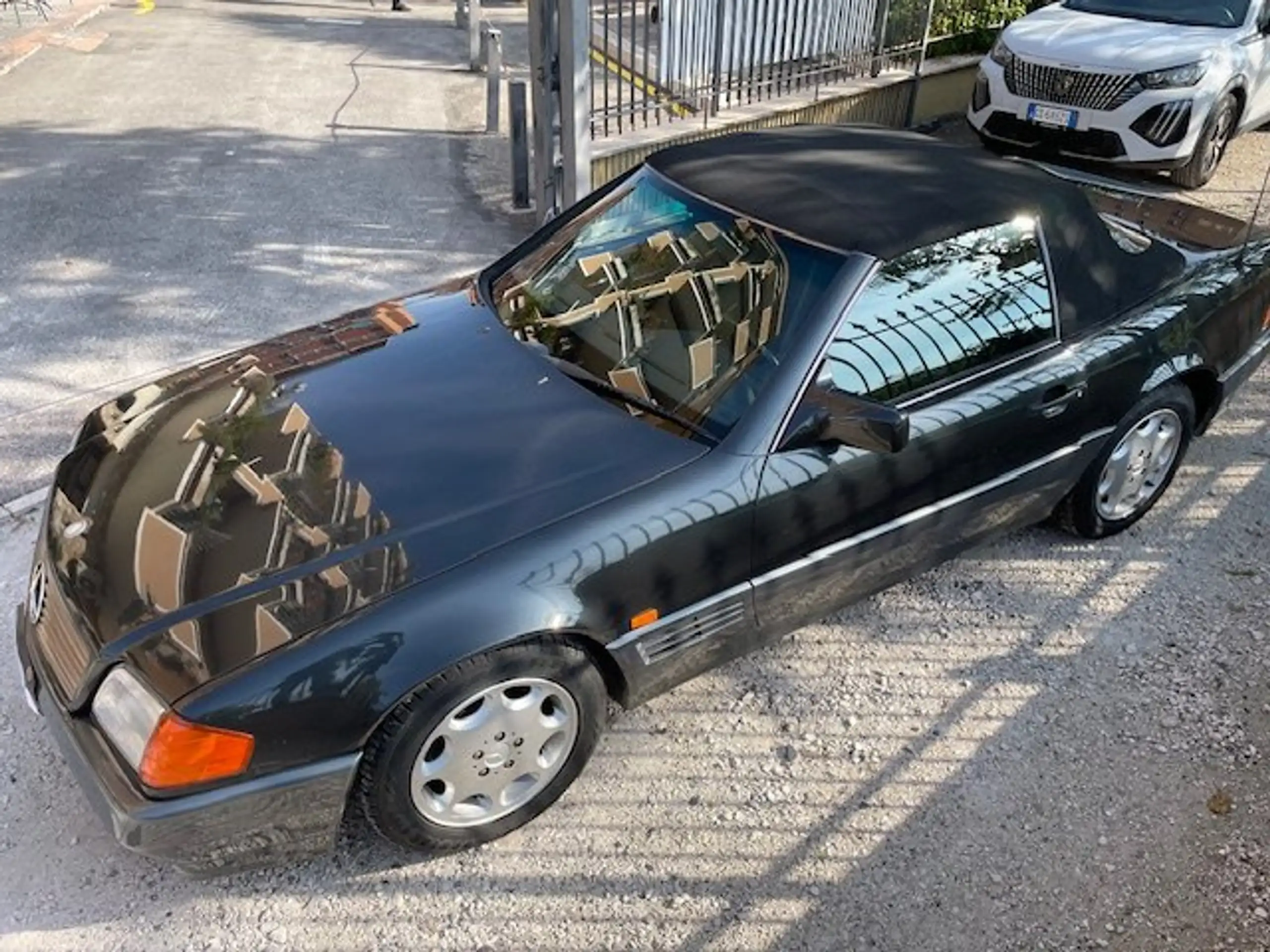 Mercedes-Benz - SL 300