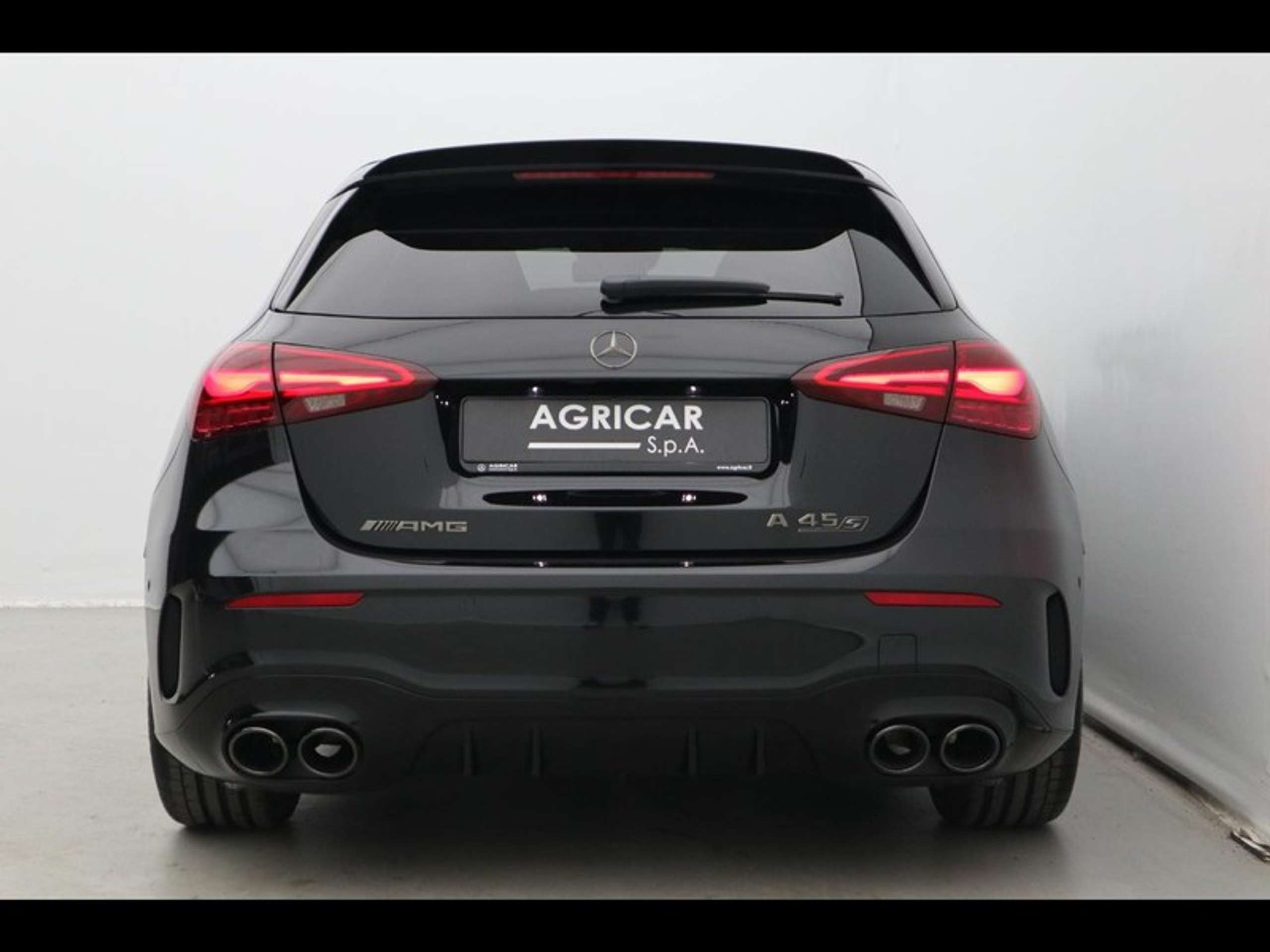 Mercedes-Benz - A 45 AMG