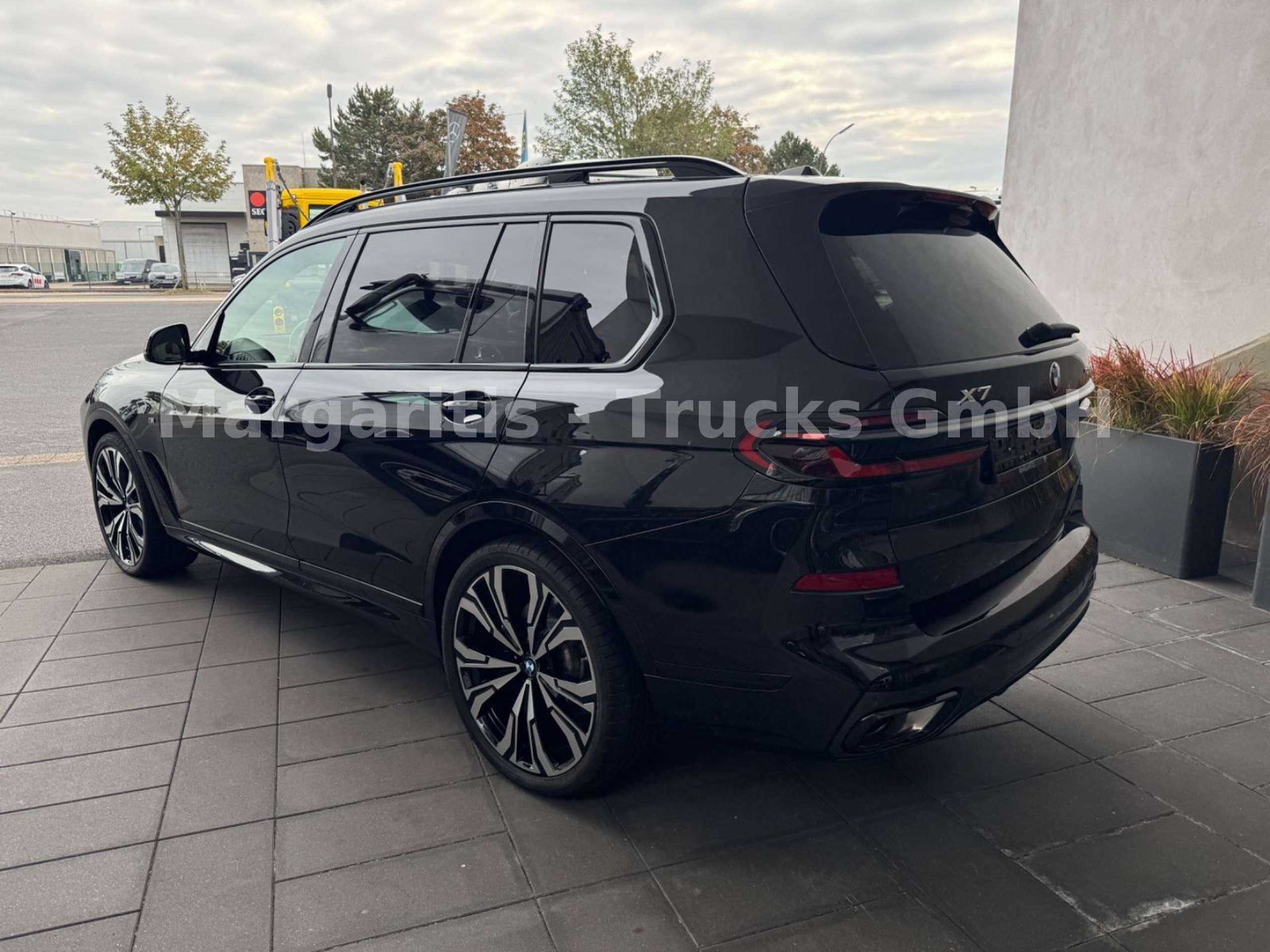 BMW - X7