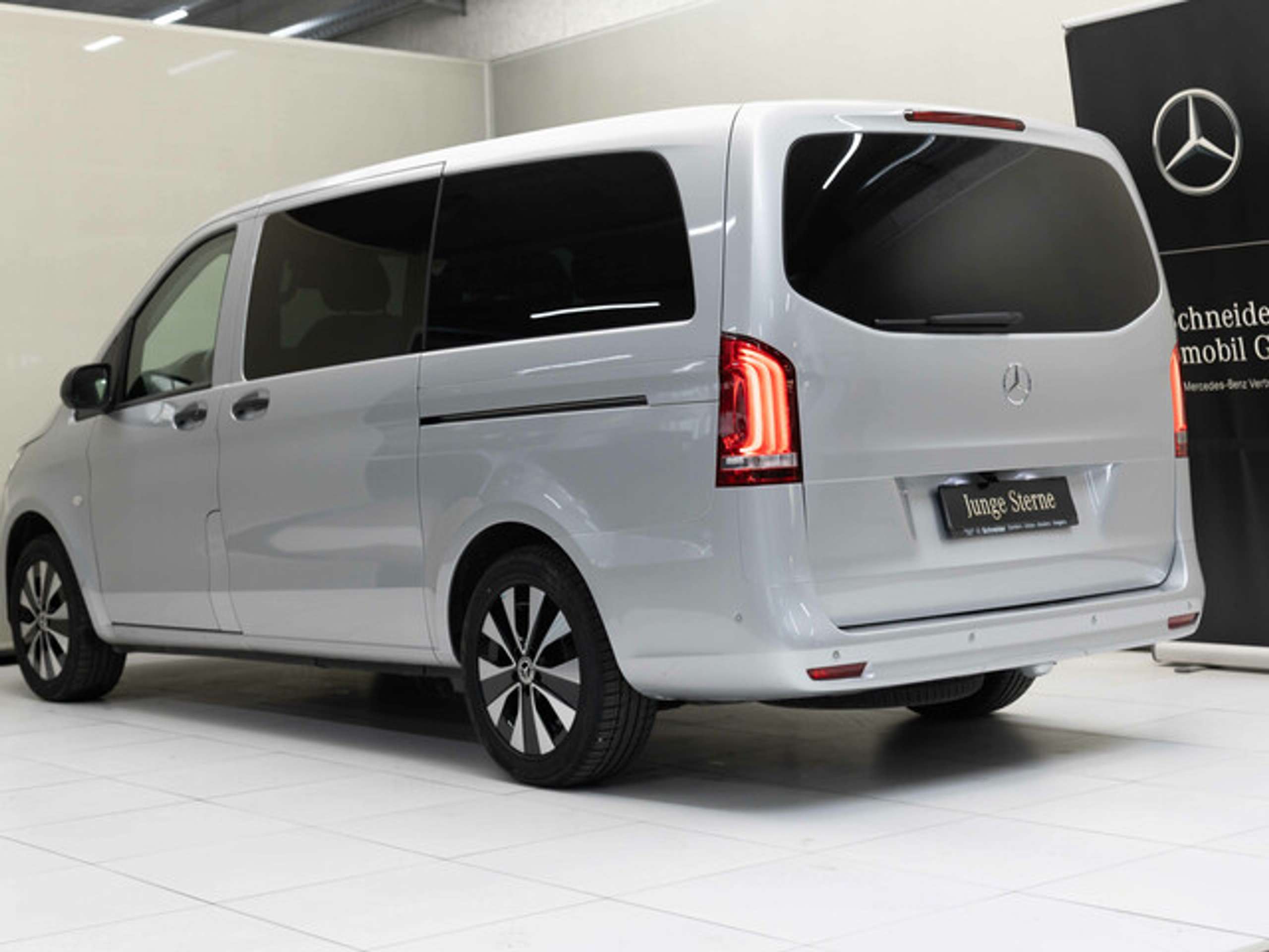 Mercedes-Benz - Vito