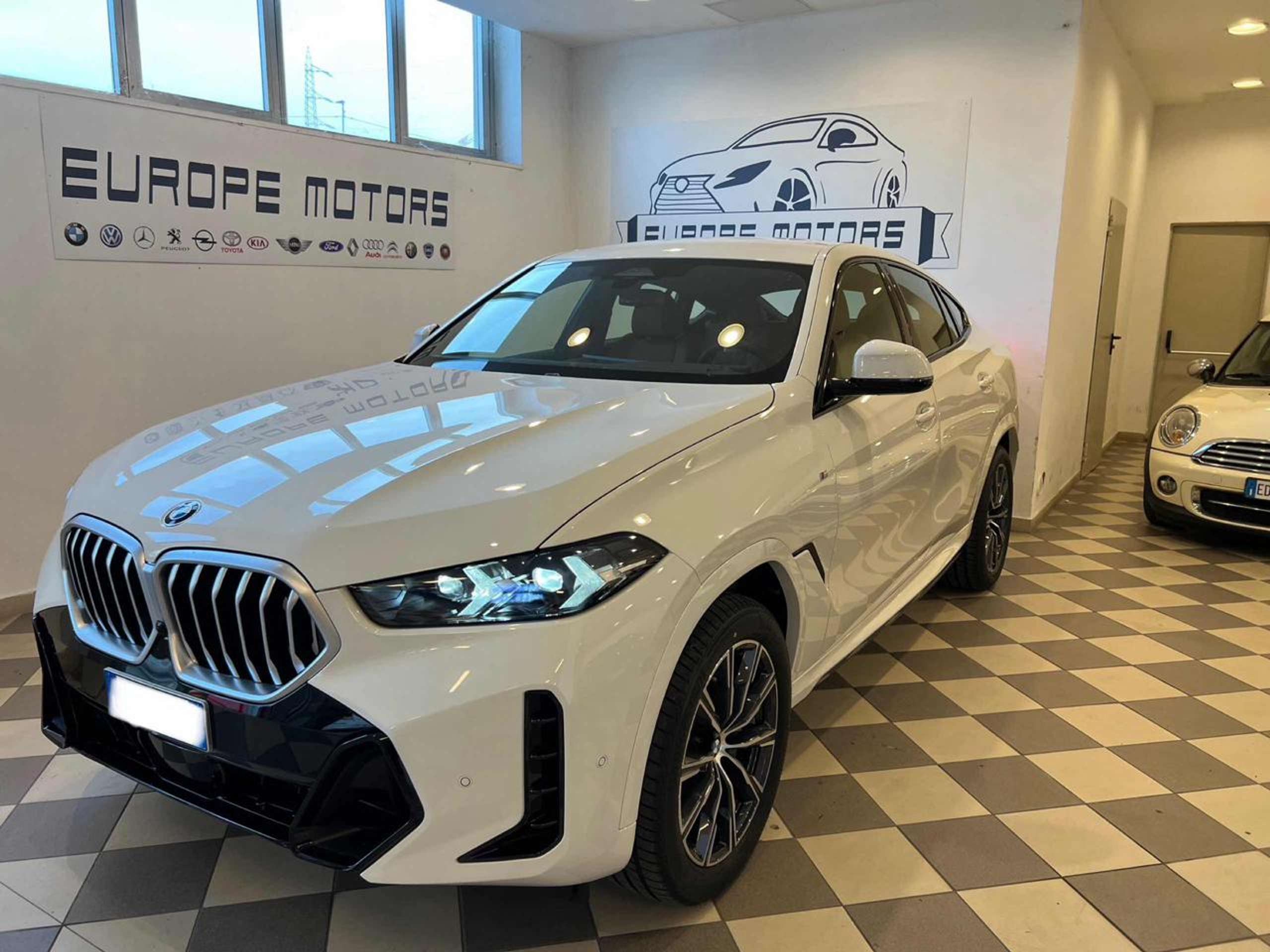 BMW - X6