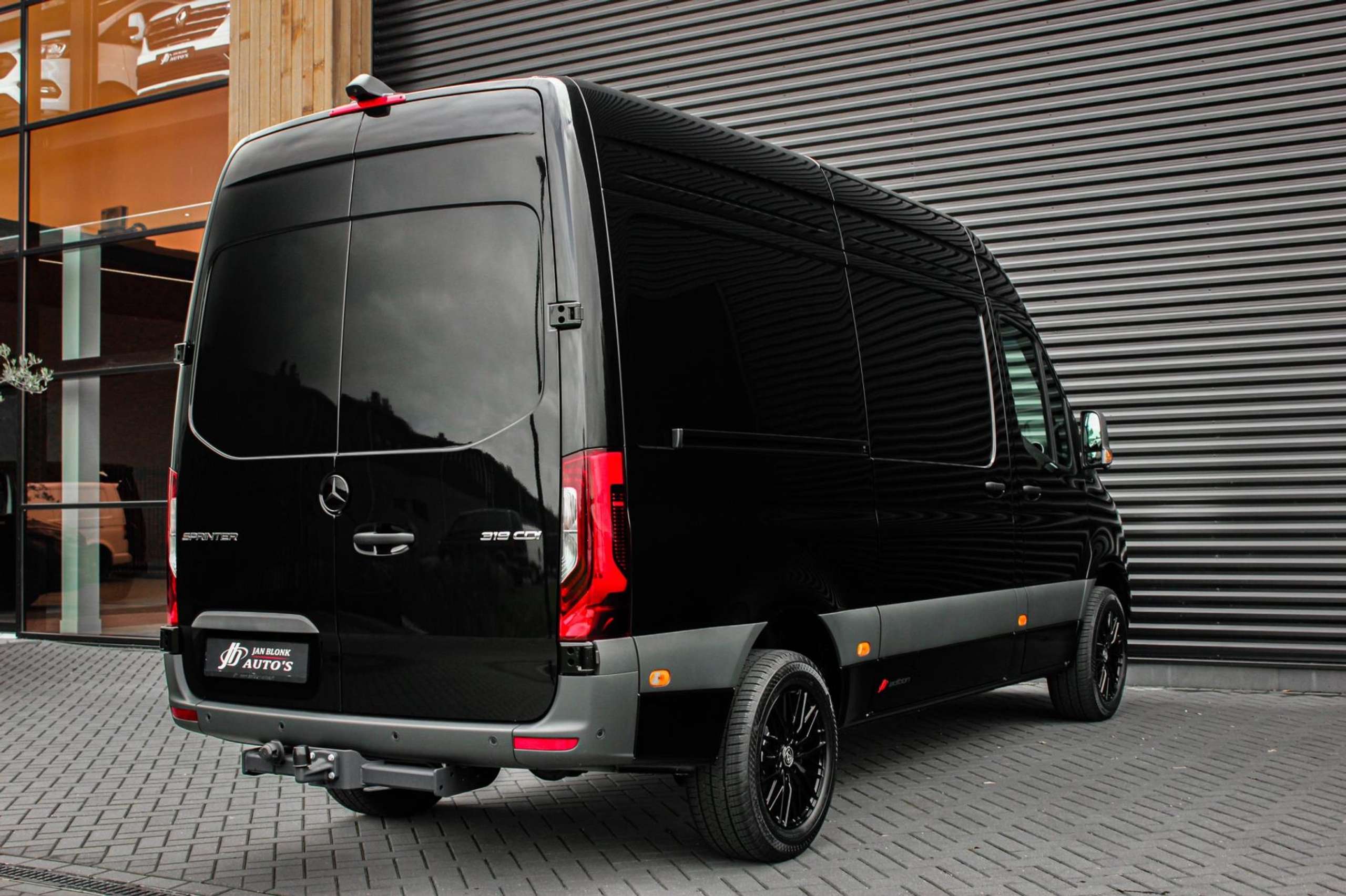 Mercedes-Benz - Sprinter