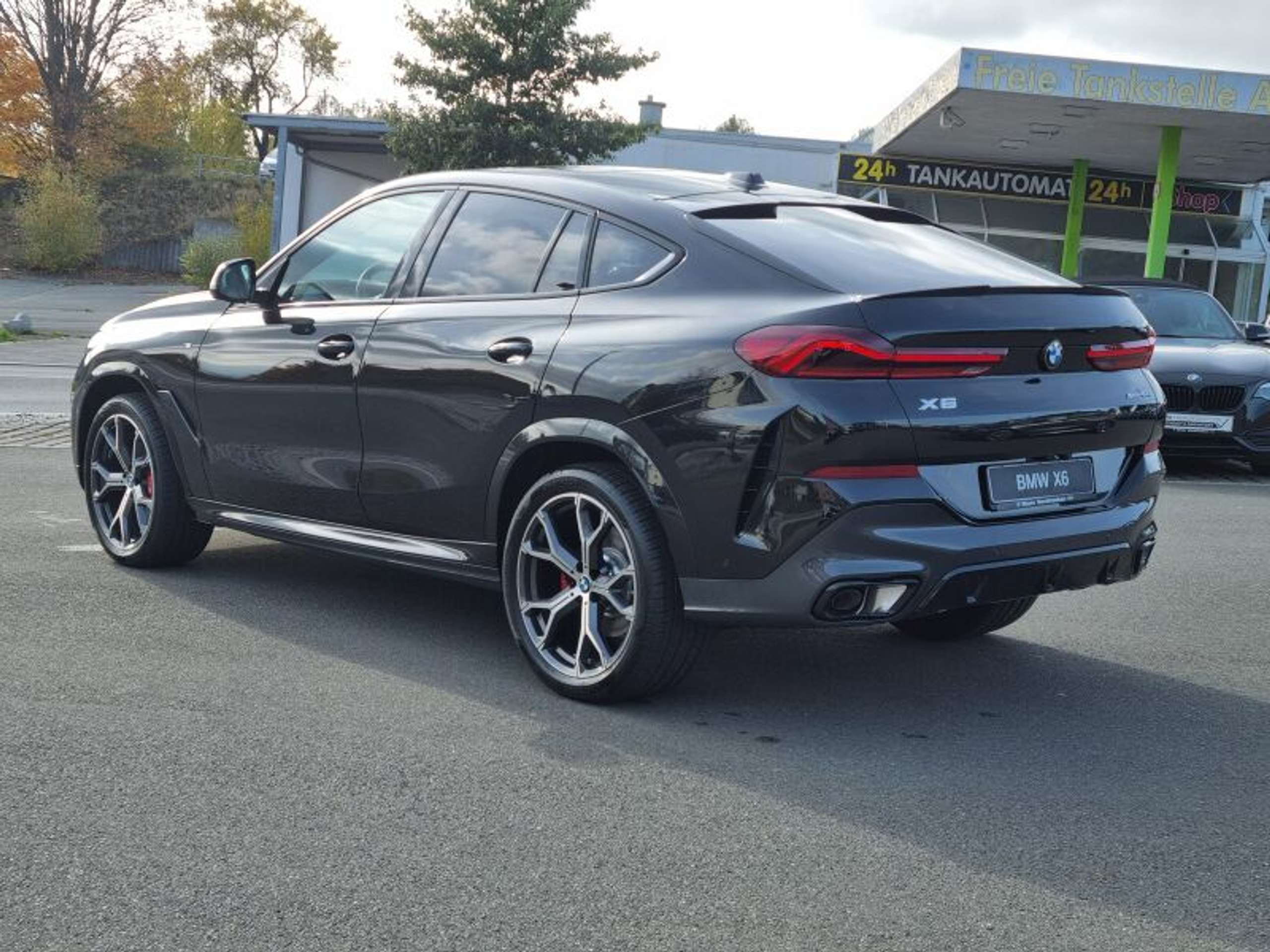 BMW - X6