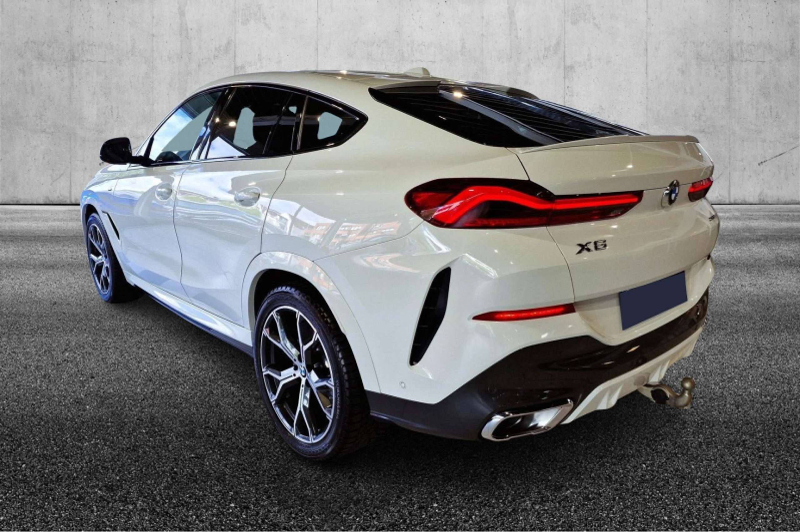 BMW - X6