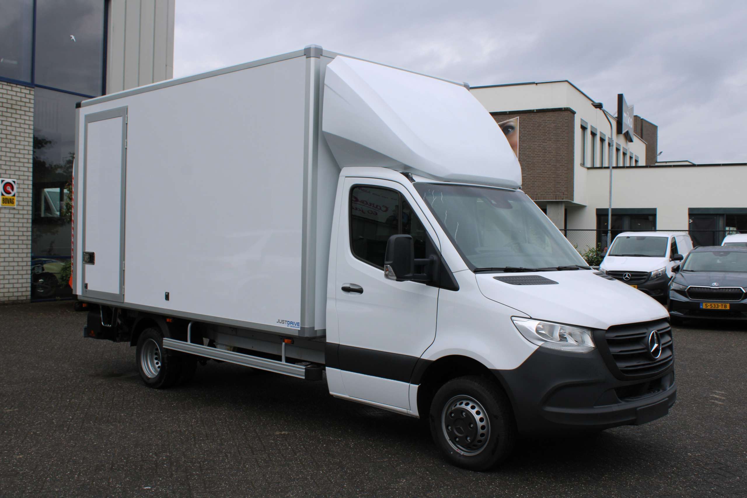 Mercedes-Benz - Sprinter