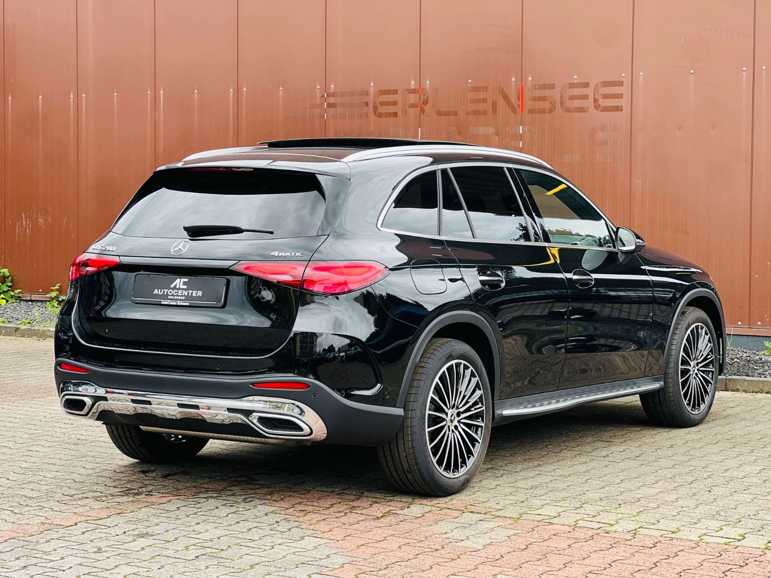 Mercedes-Benz - GLC 200