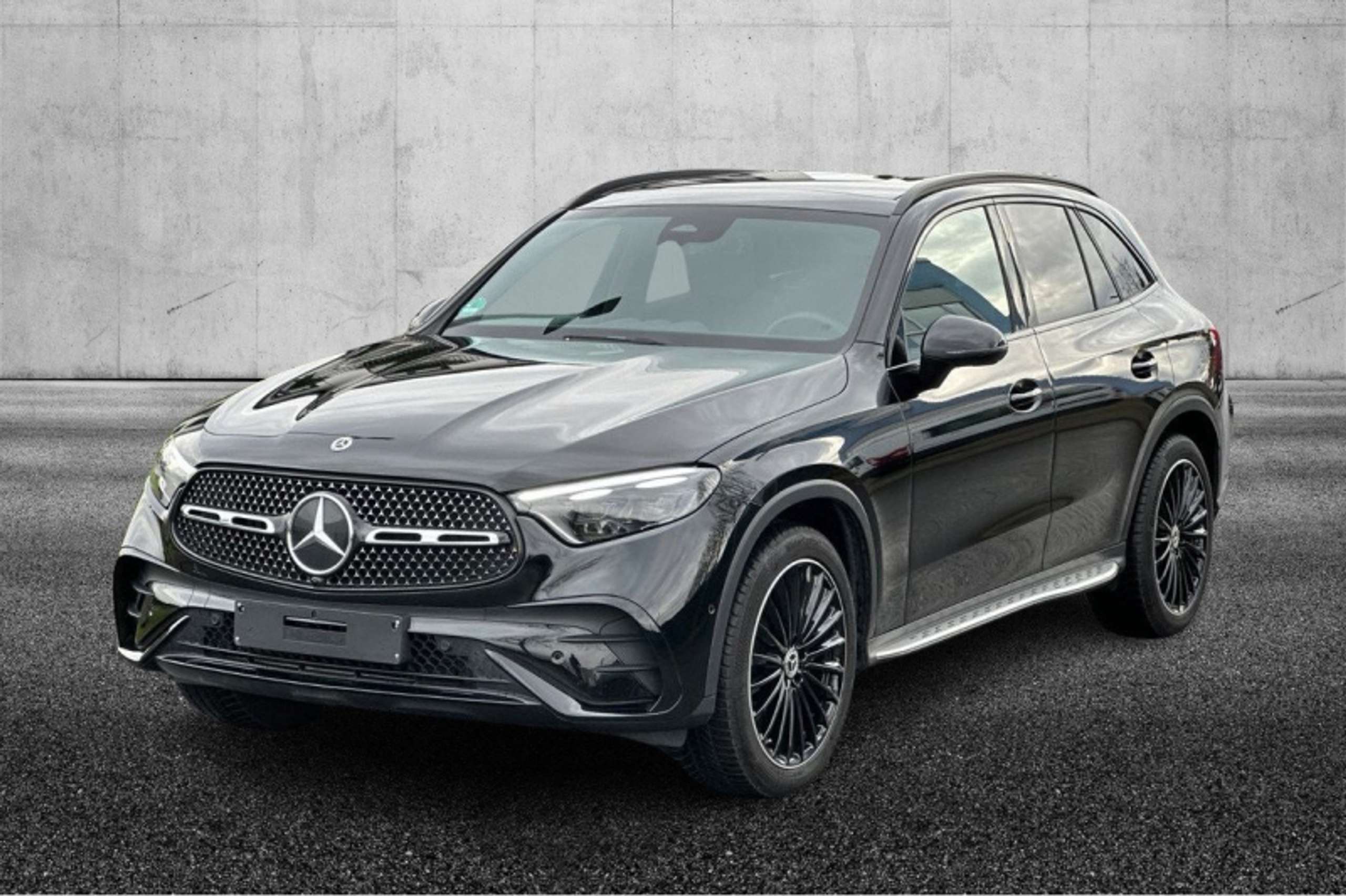 Mercedes-Benz - GLC 300