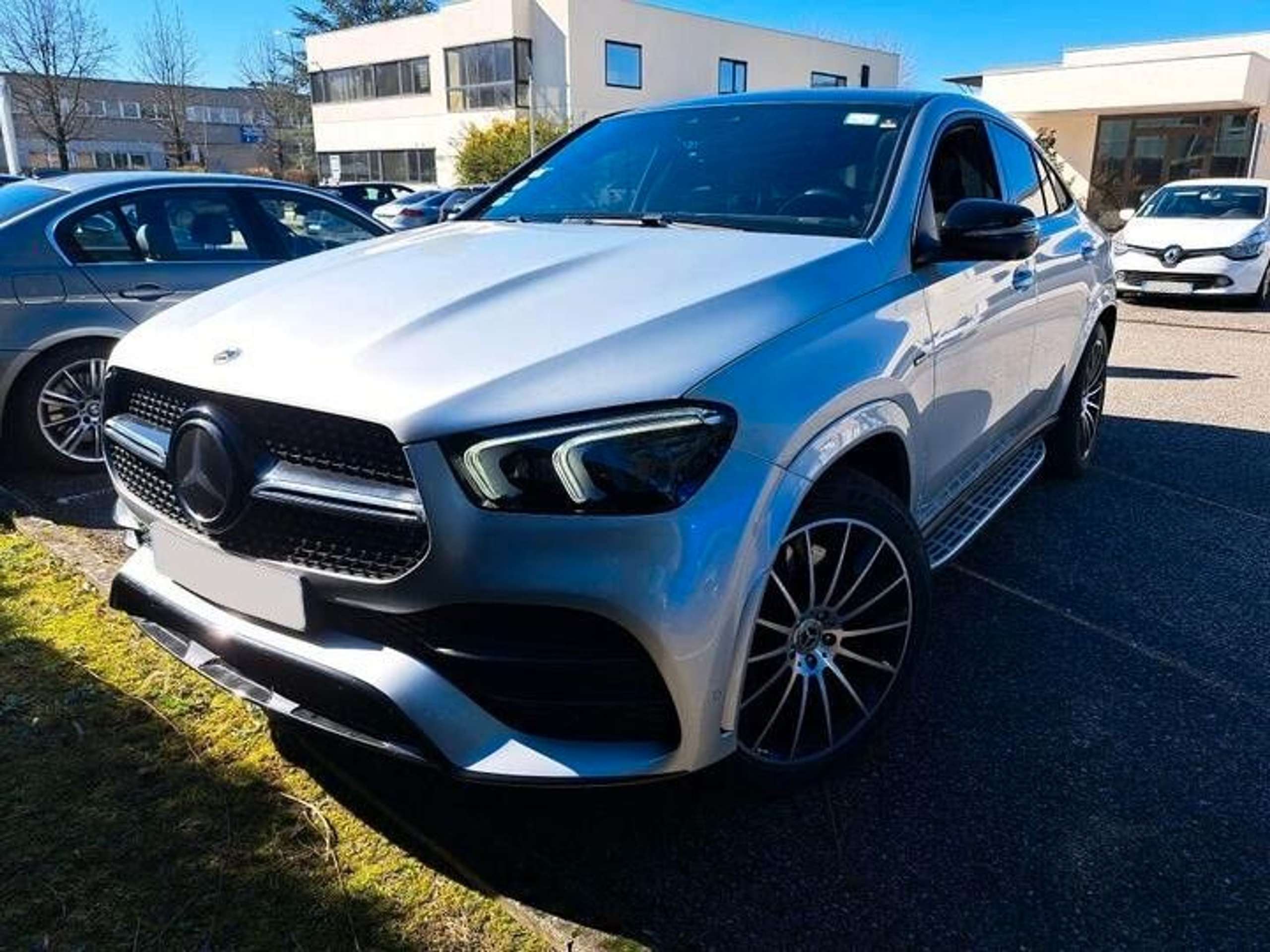 Mercedes-Benz - GLE 350