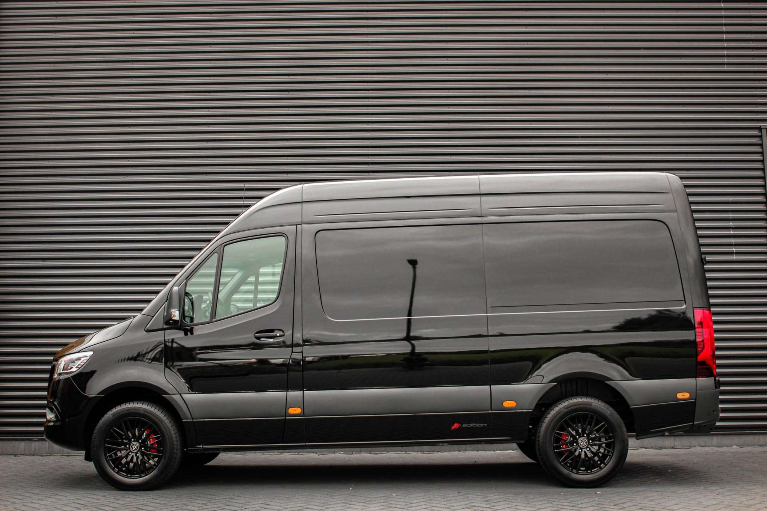 Mercedes-Benz - Sprinter